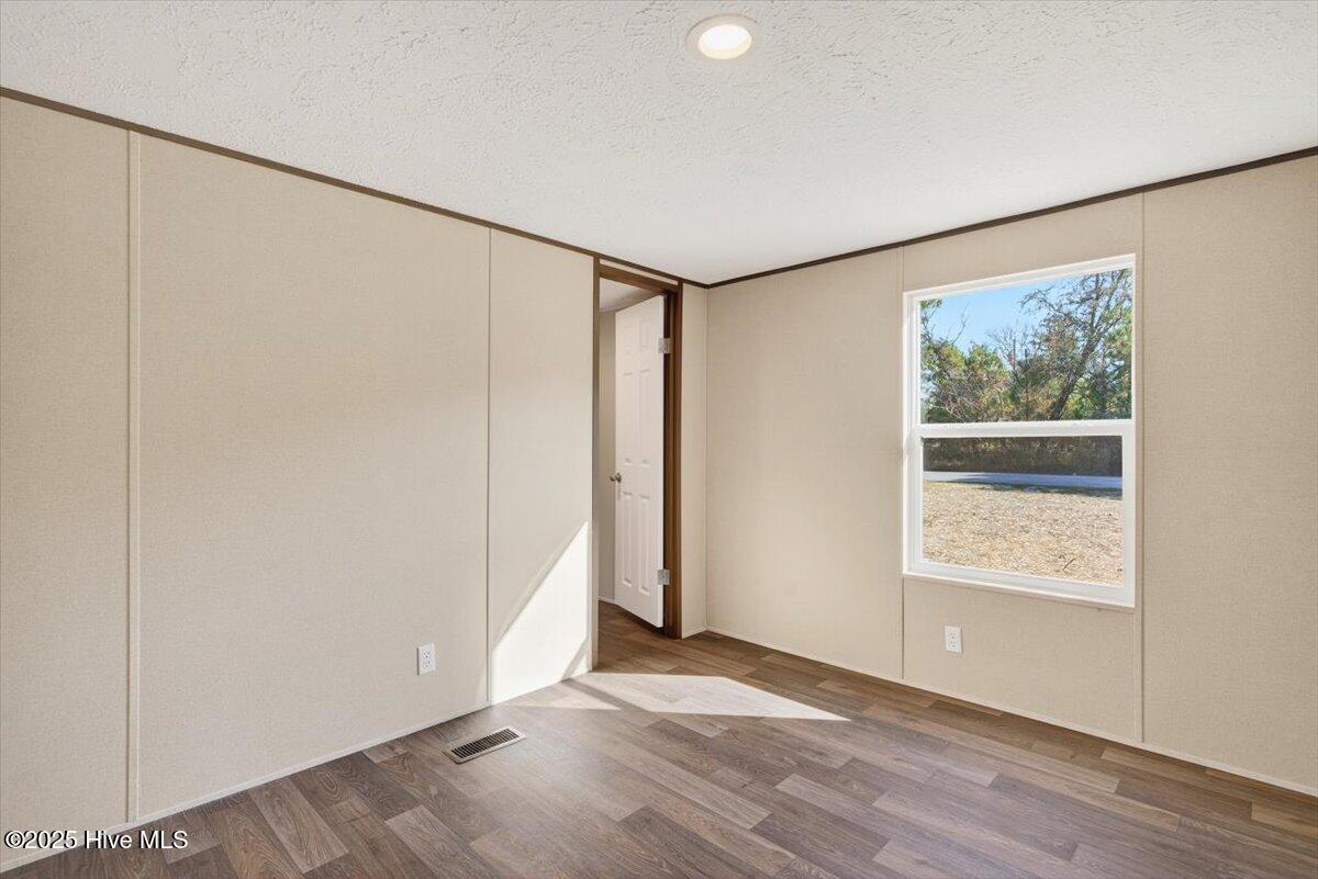 100544292 | Photo 42