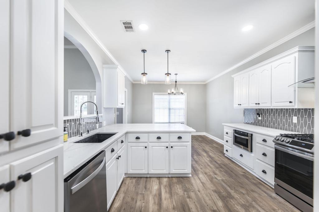 122 WAVERTREE Drive, Warner Robins, GA, 31088