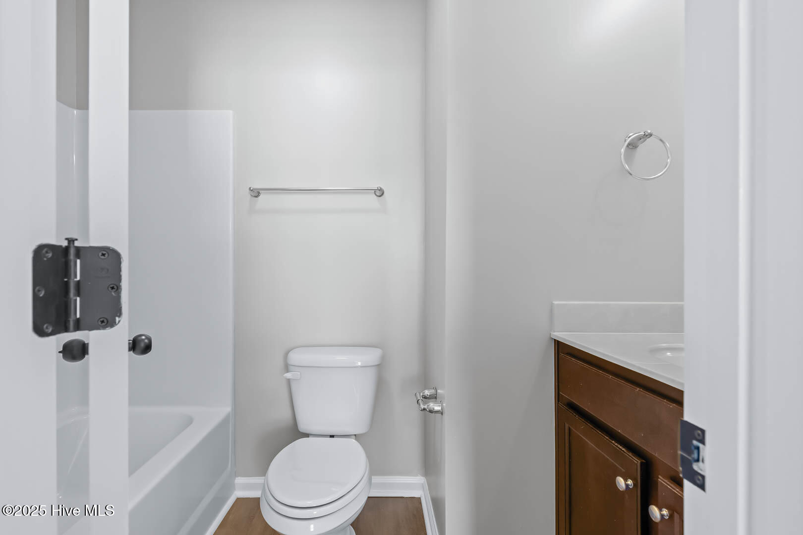 100522857 | Photo 24