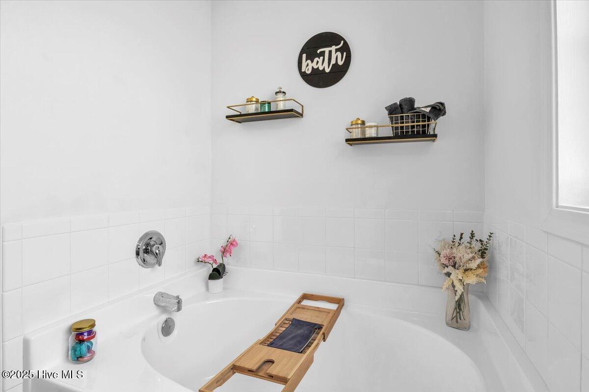 100543424 | Photo 17