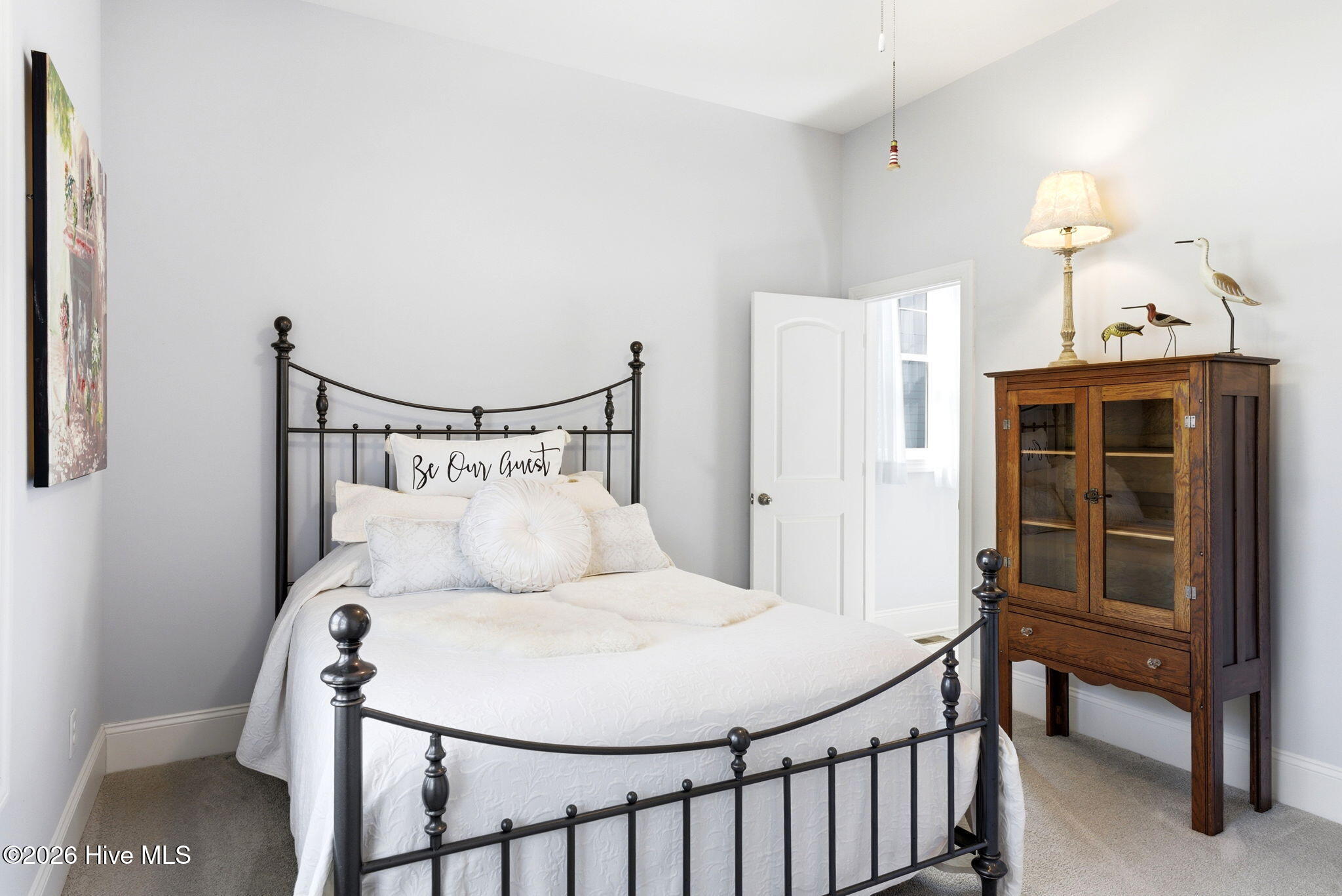 100566822 | Photo 33