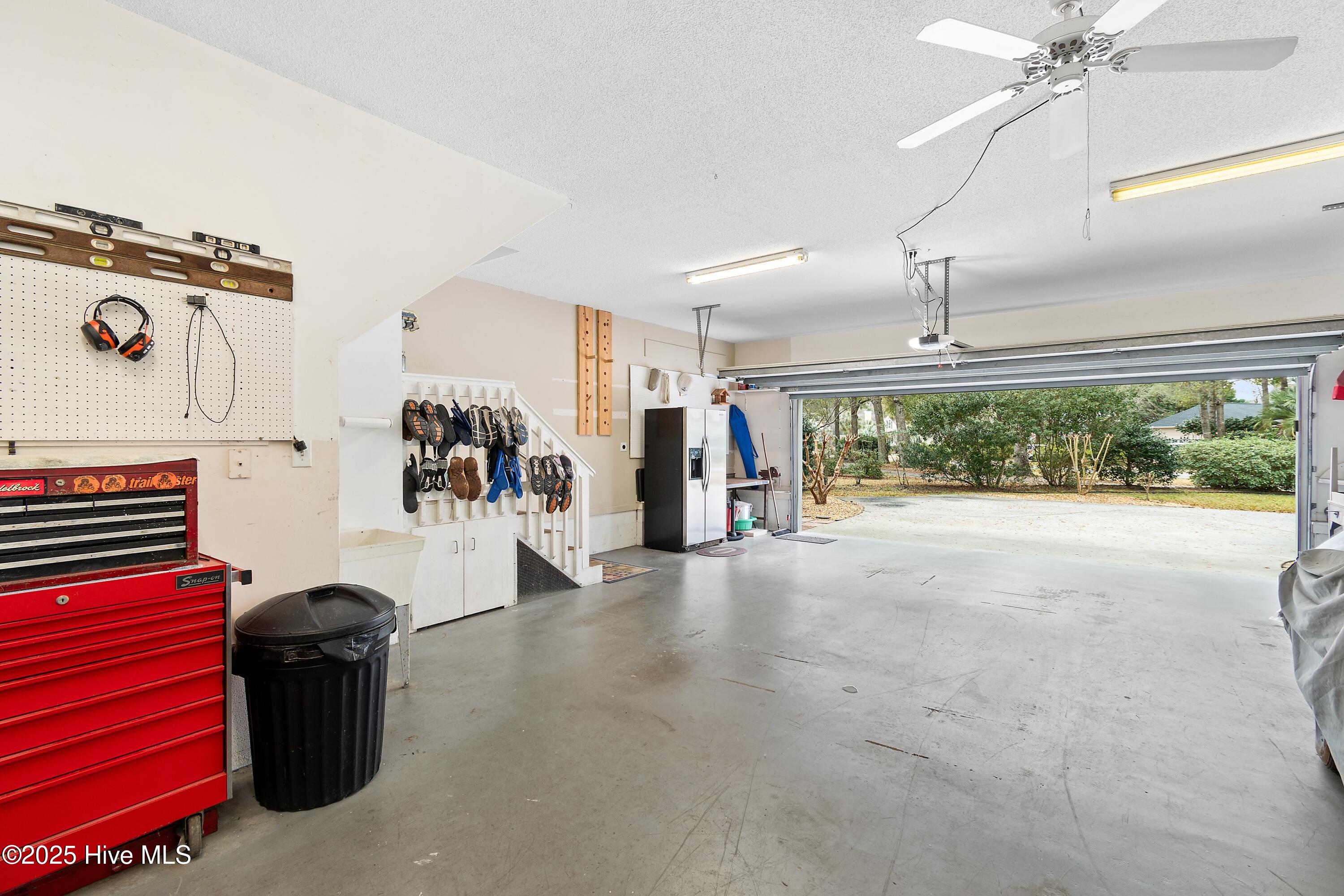 100556146 | Photo 38