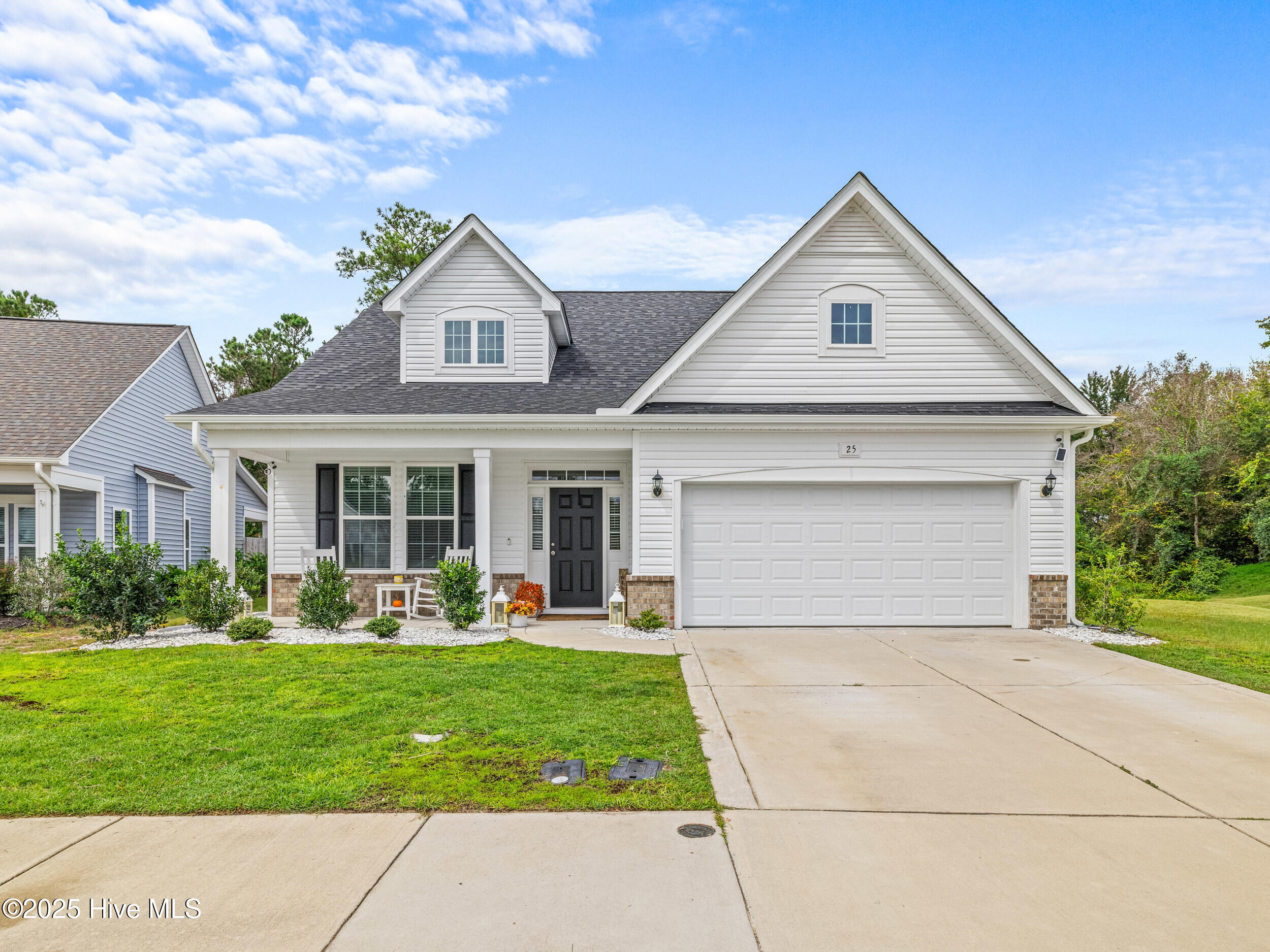 Property at 25 Petrel Trc Trace