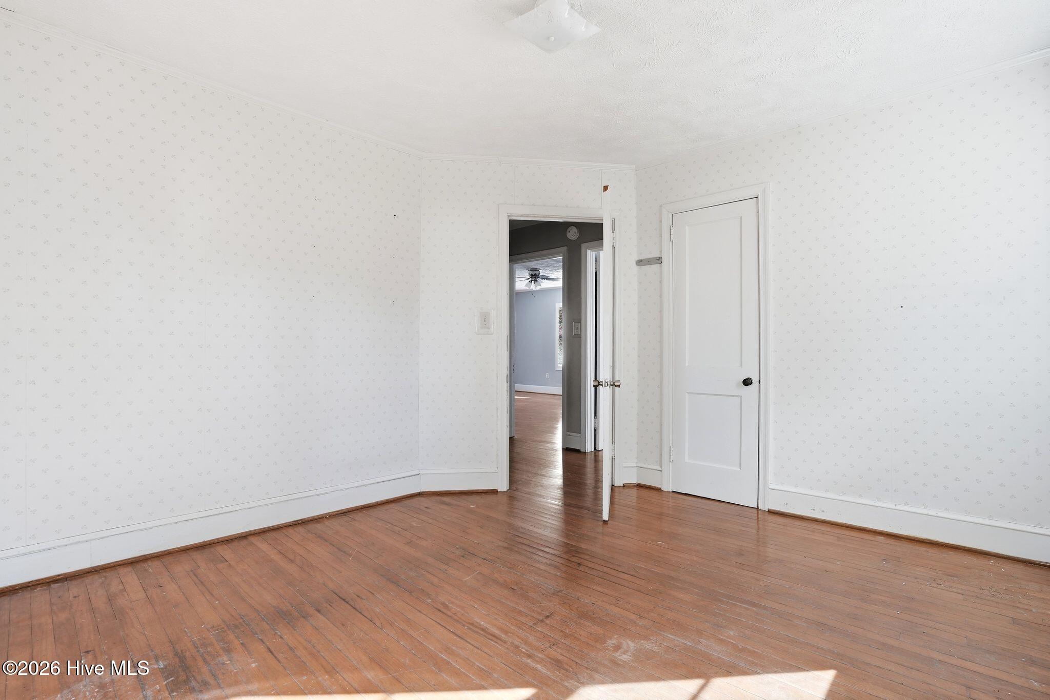 100557013 | Photo 20