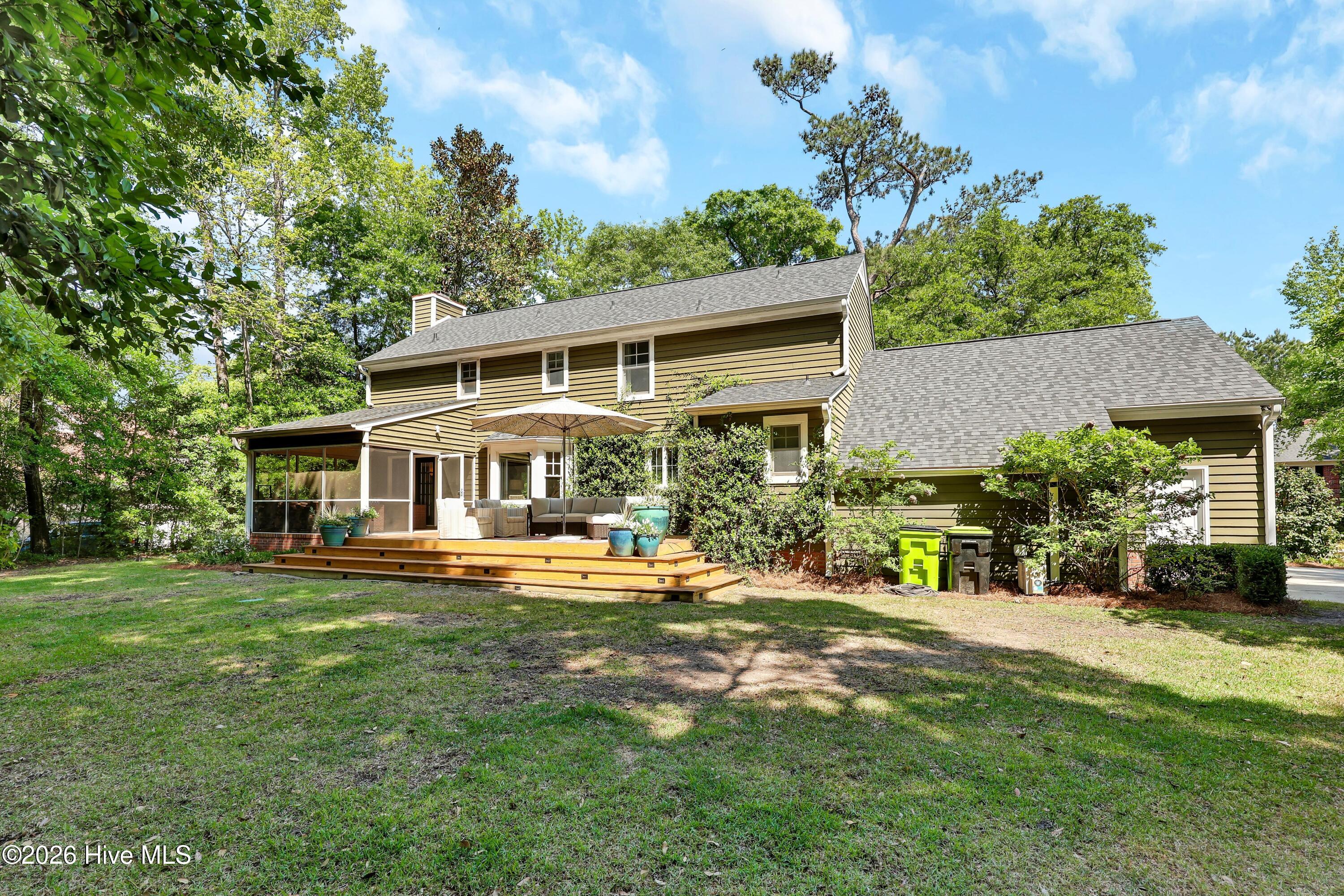 100569392 | Photo 46