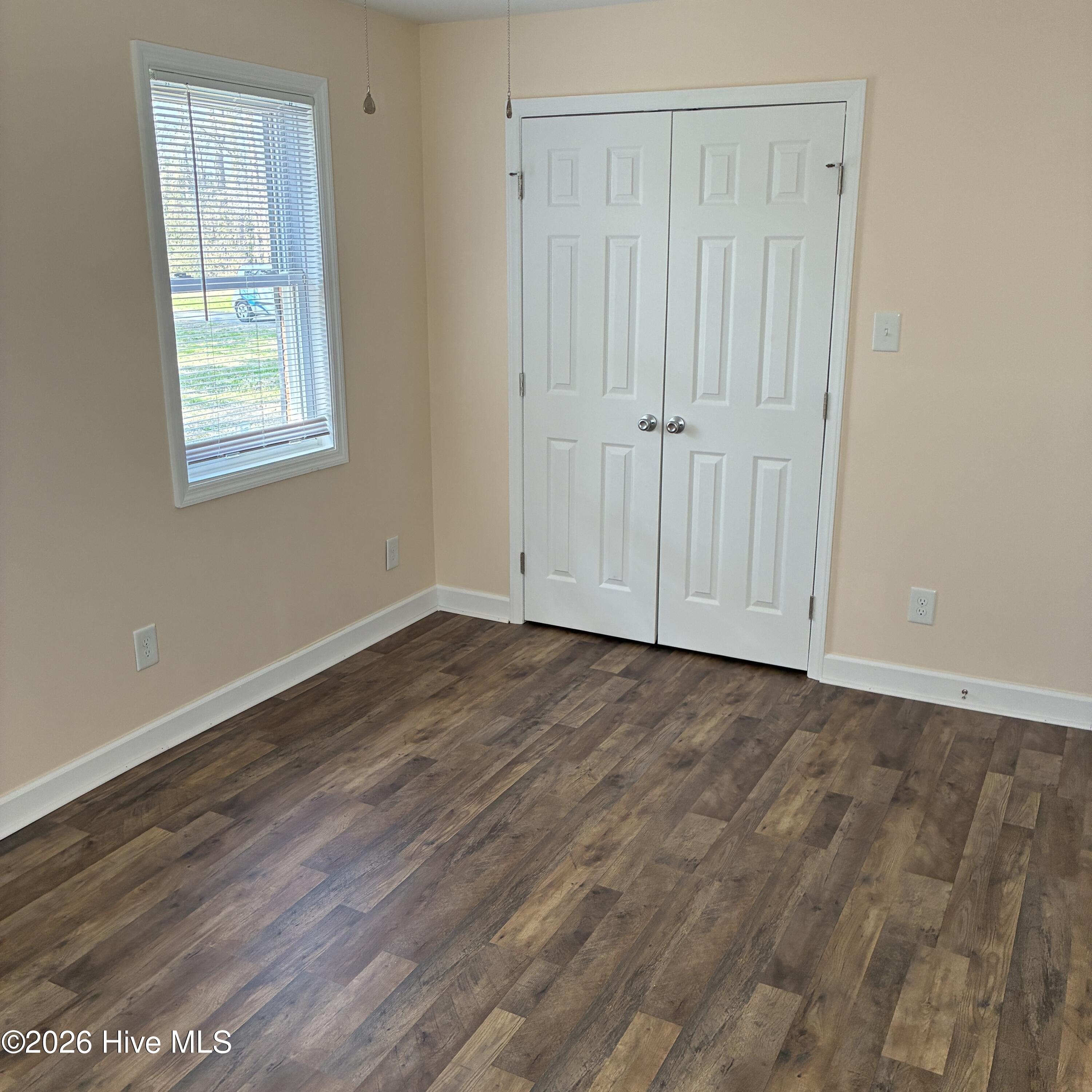 100560744 | Photo 30