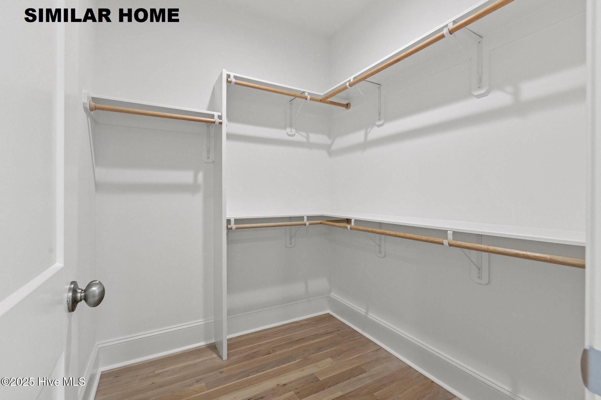 100519432 | Photo 15