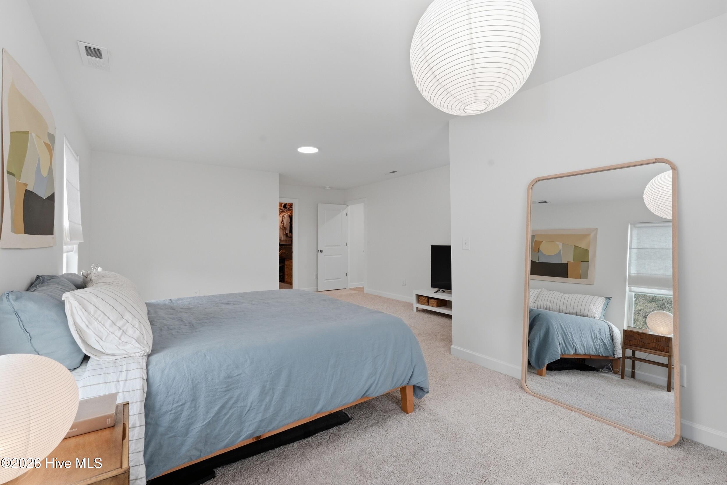 100559477 | Photo 26