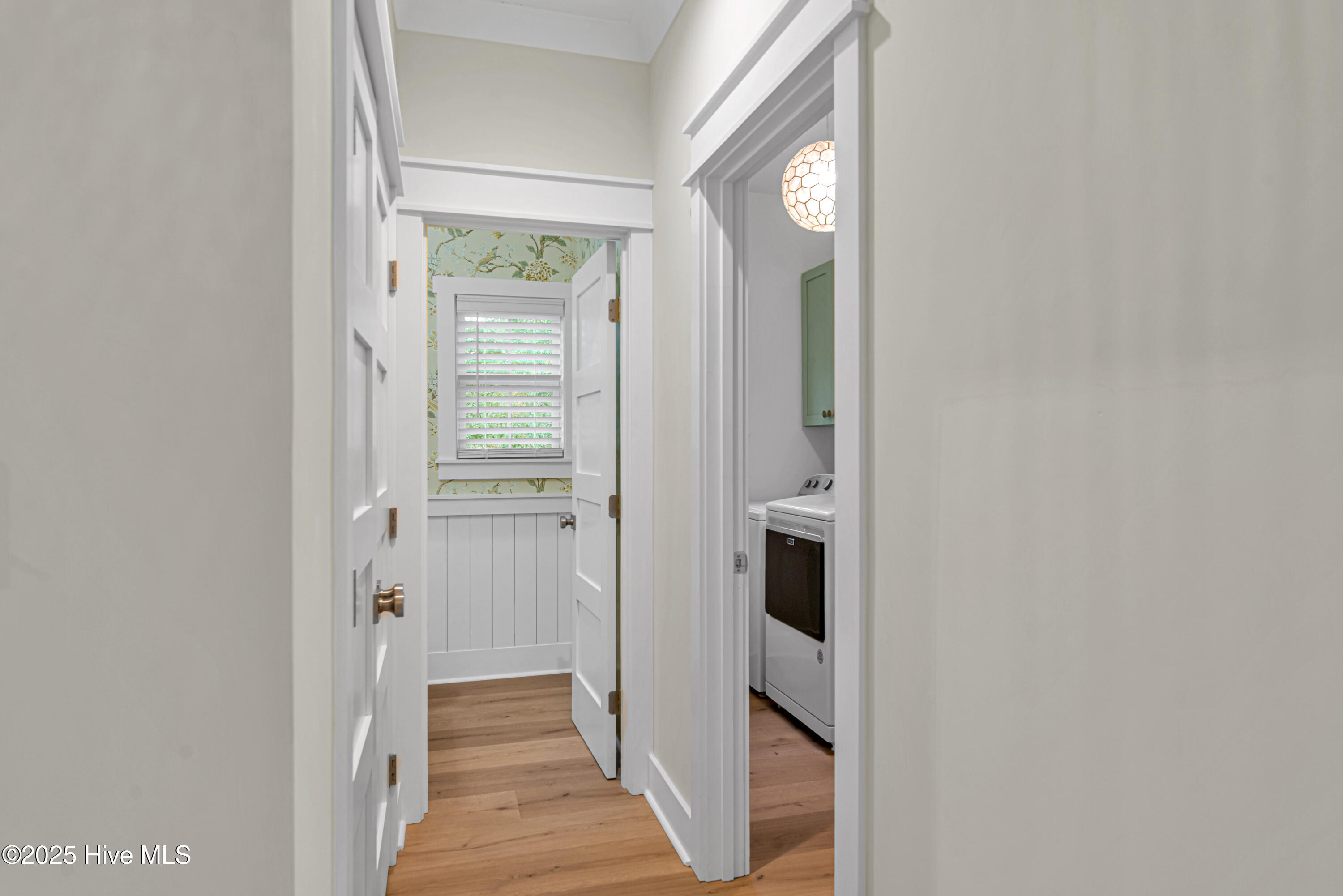 100542674 | Photo 24