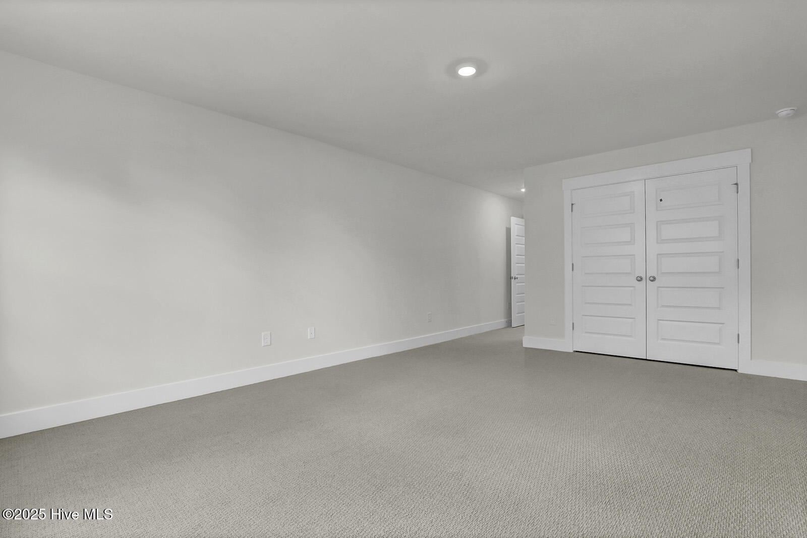 100514994 | Photo 20