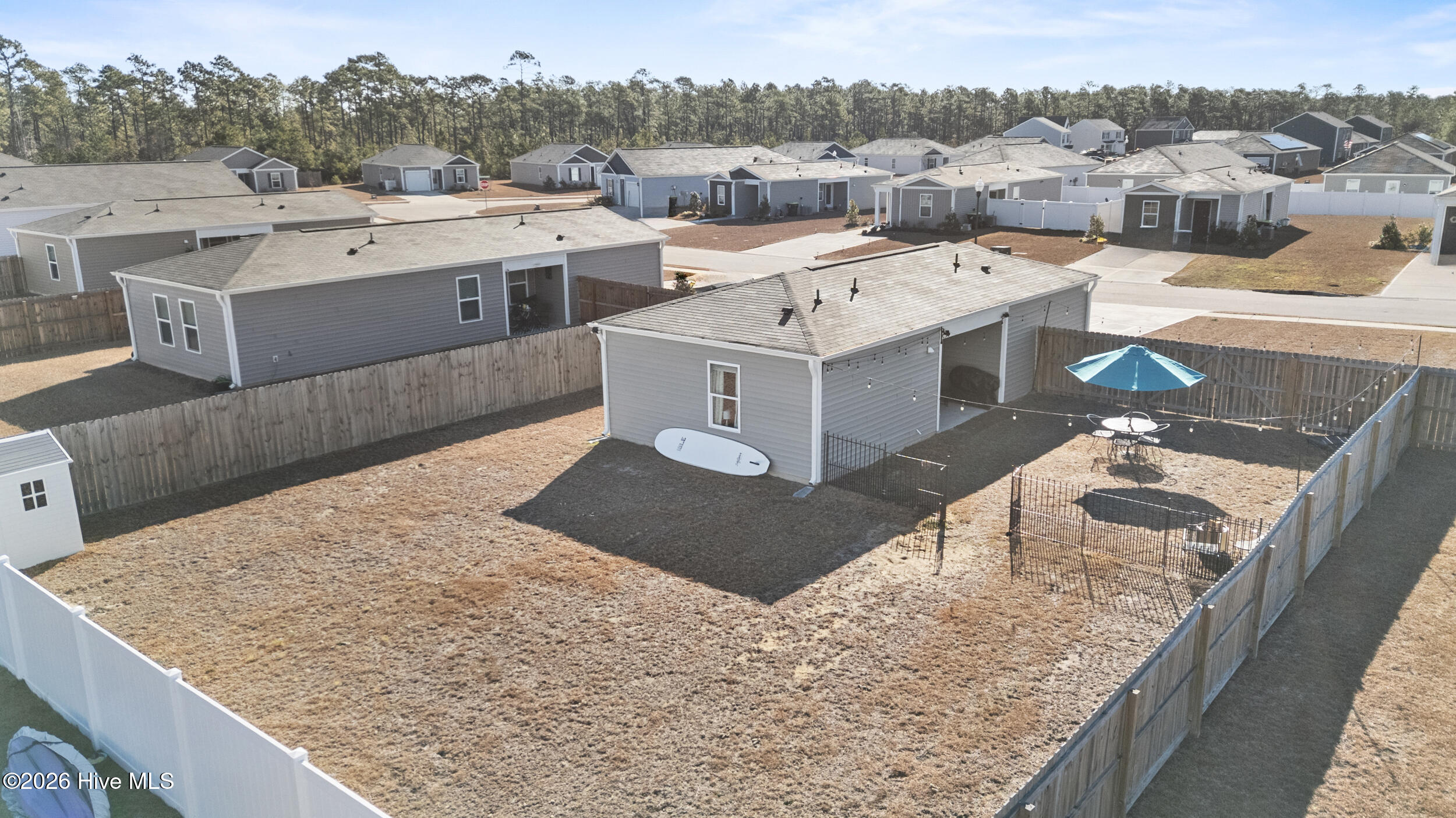 100555652 | Photo 48