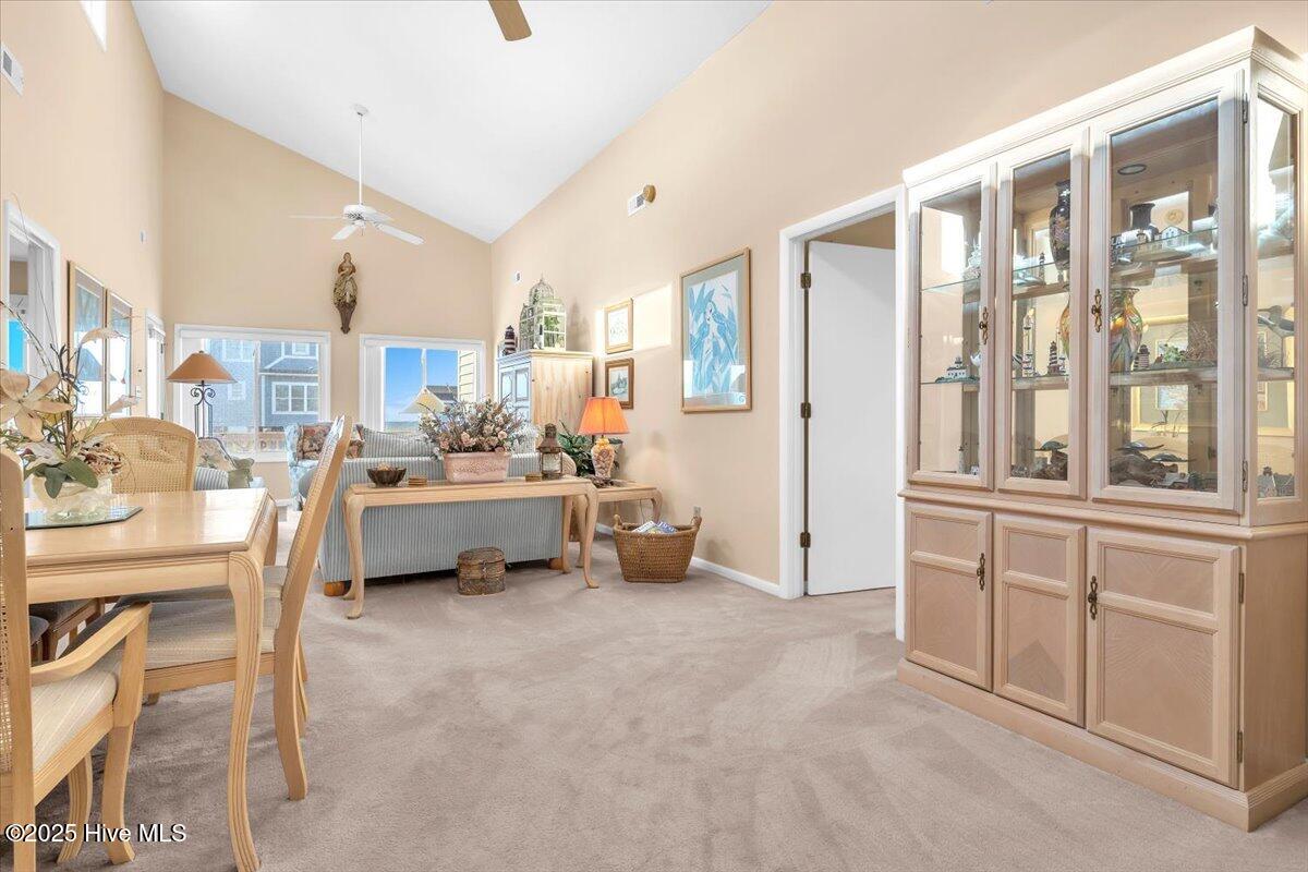 100527550 | Photo 10