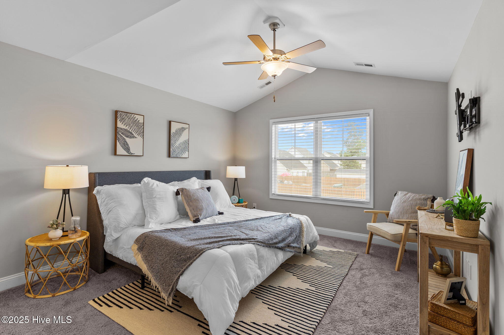 1527 Grey Cliff, Wilmington, NC 28405 – photo 17: 17-primary_bath_windows