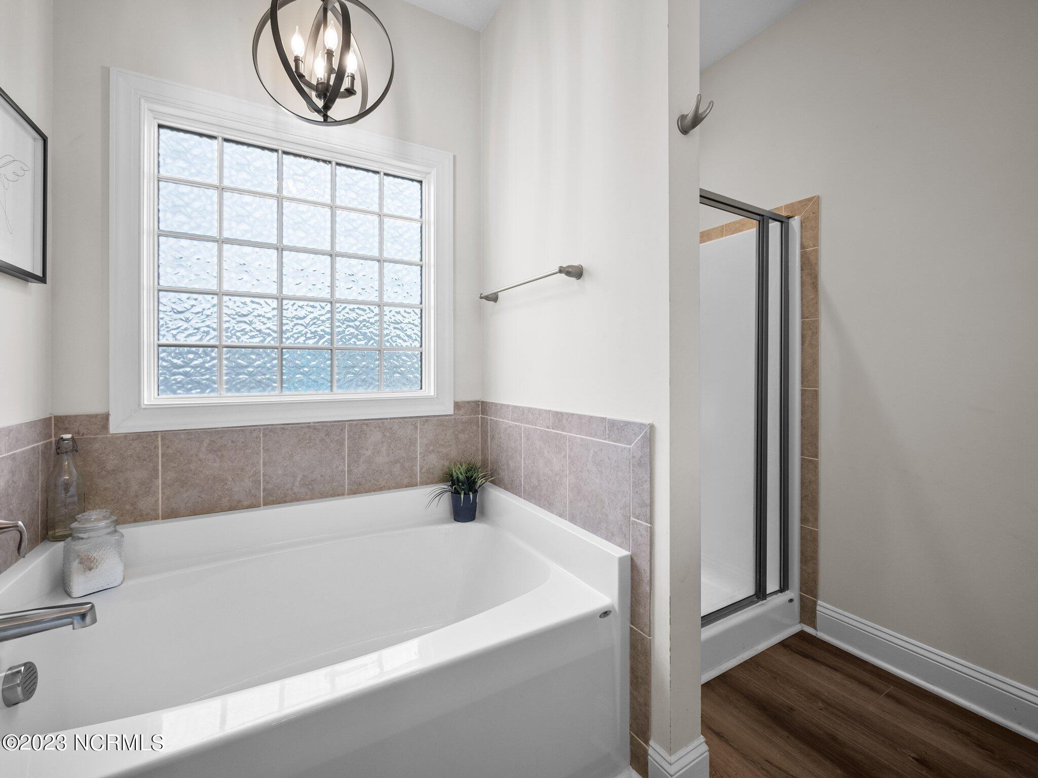 100552658 | Photo 34