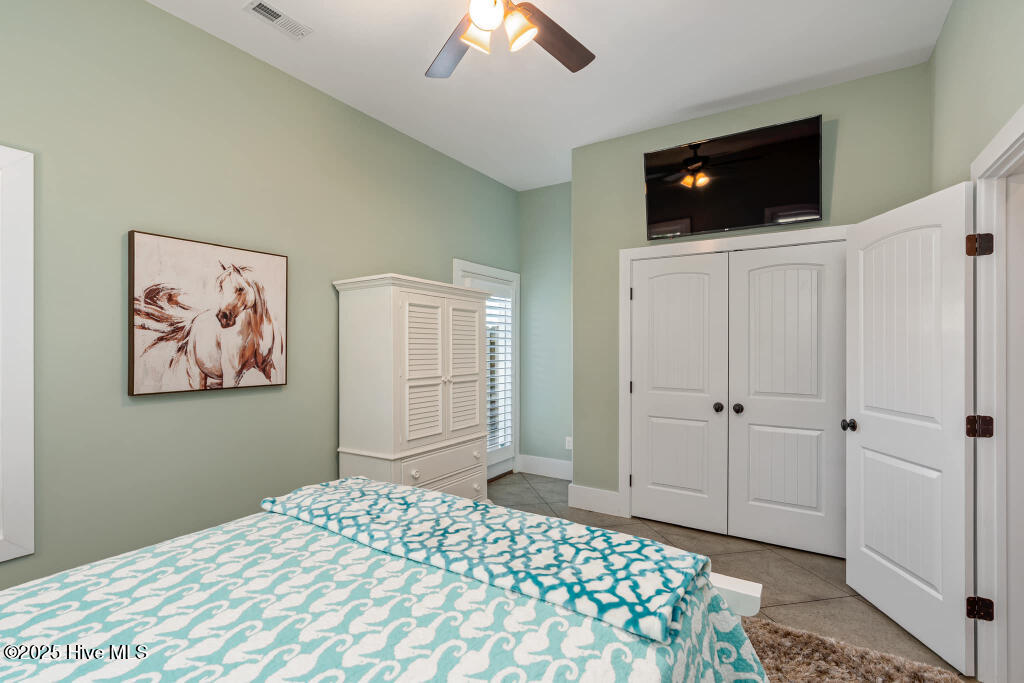 100509824 | Photo 25