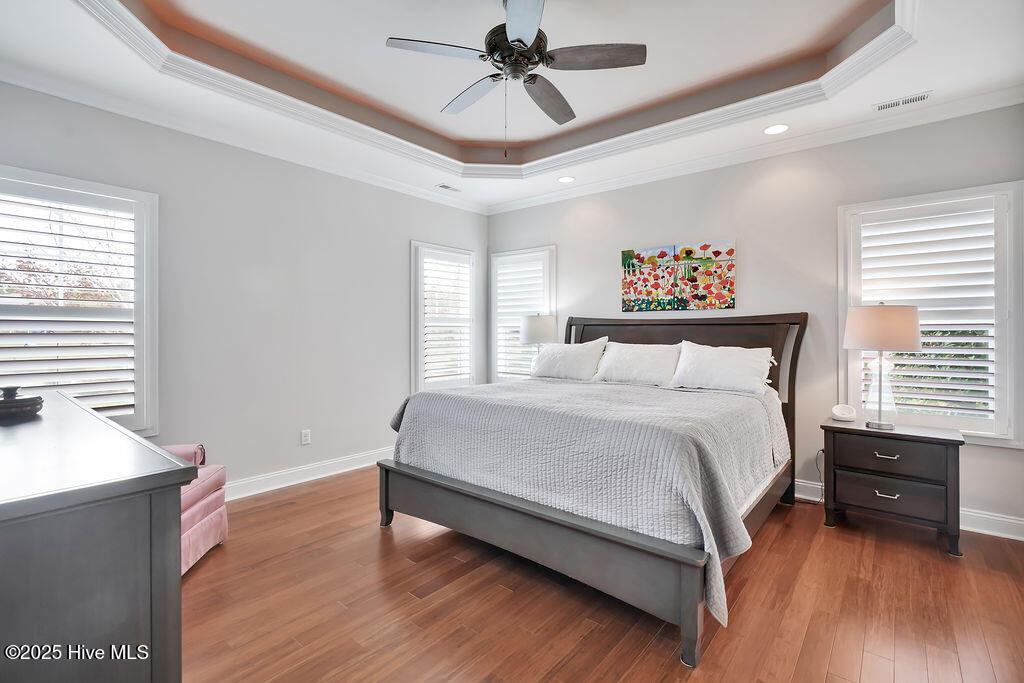 100534763 | Photo 22