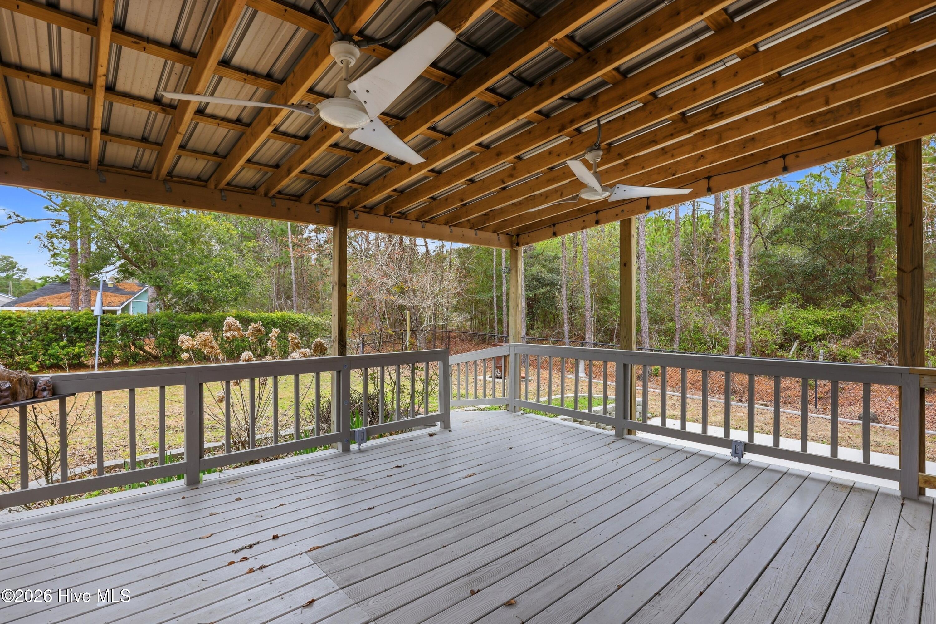 100553315 | Photo 27