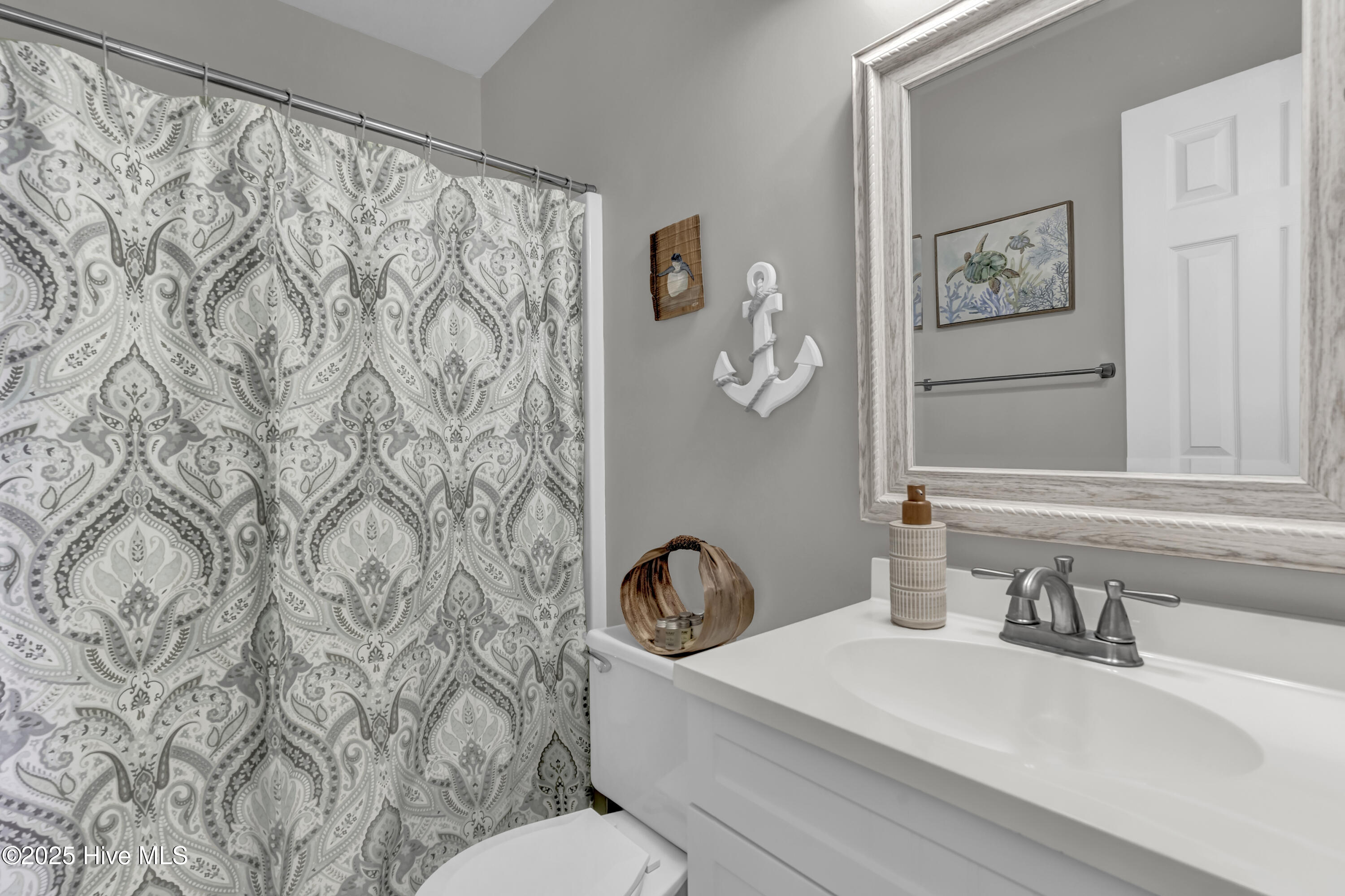 100538524 | Photo 17