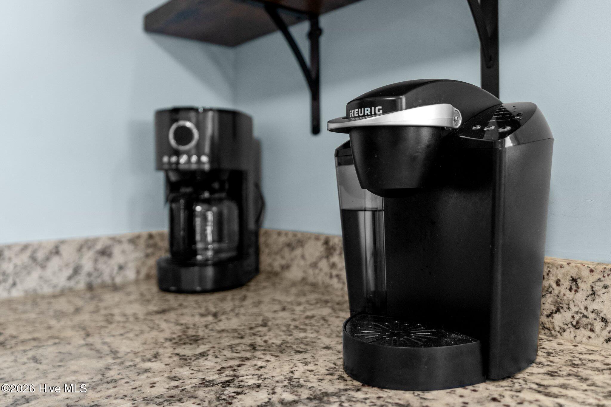 100560758 | Photo 23