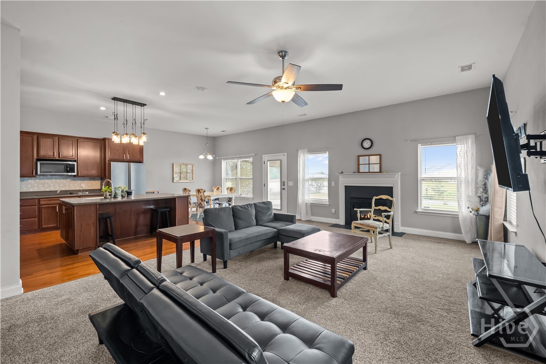 Living Room W/ Fire Place
