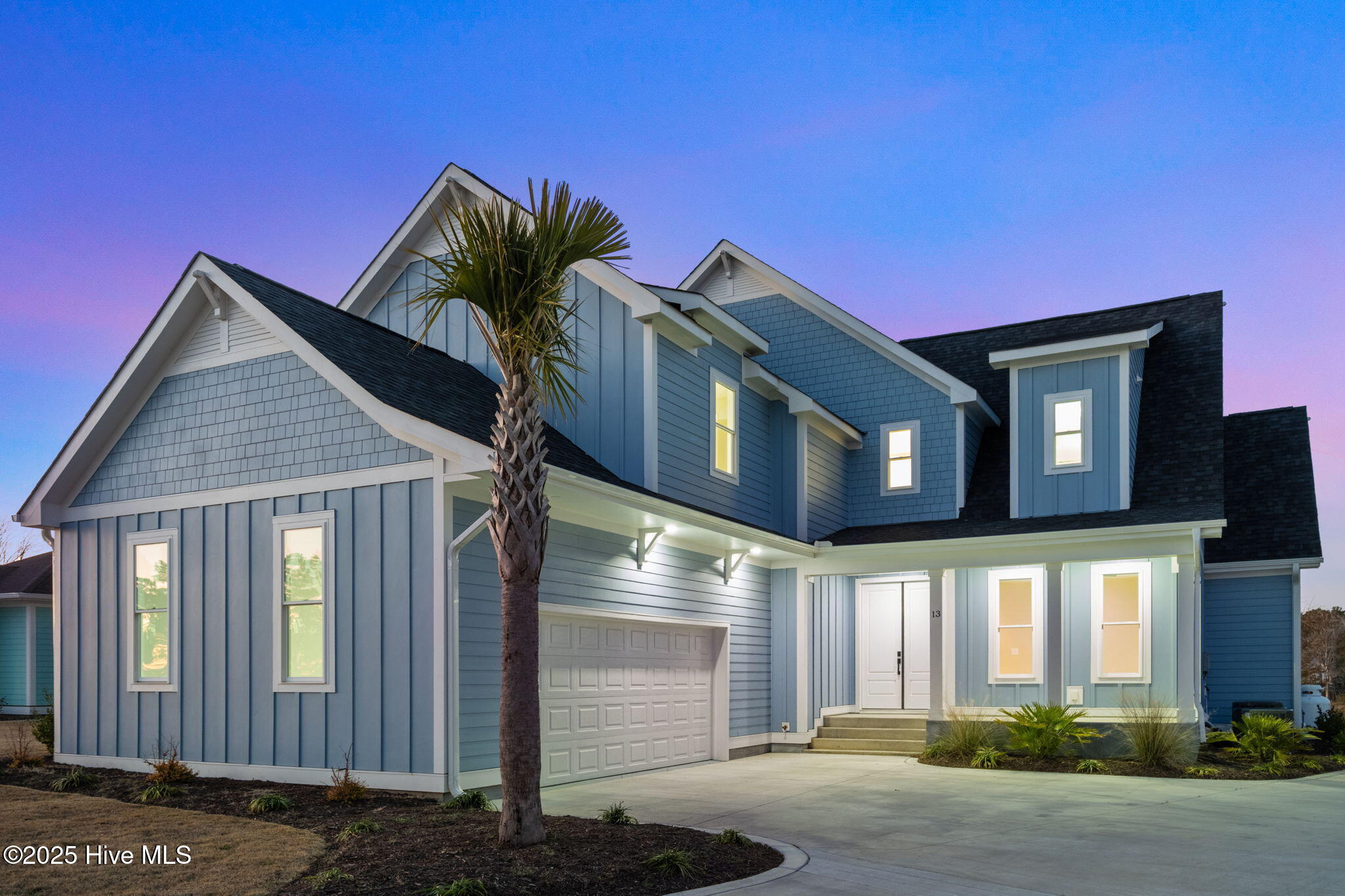 100547090 | Photo 71