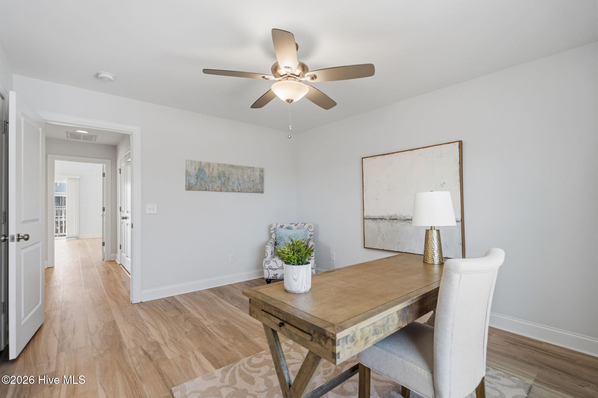 100558754 | Photo 23