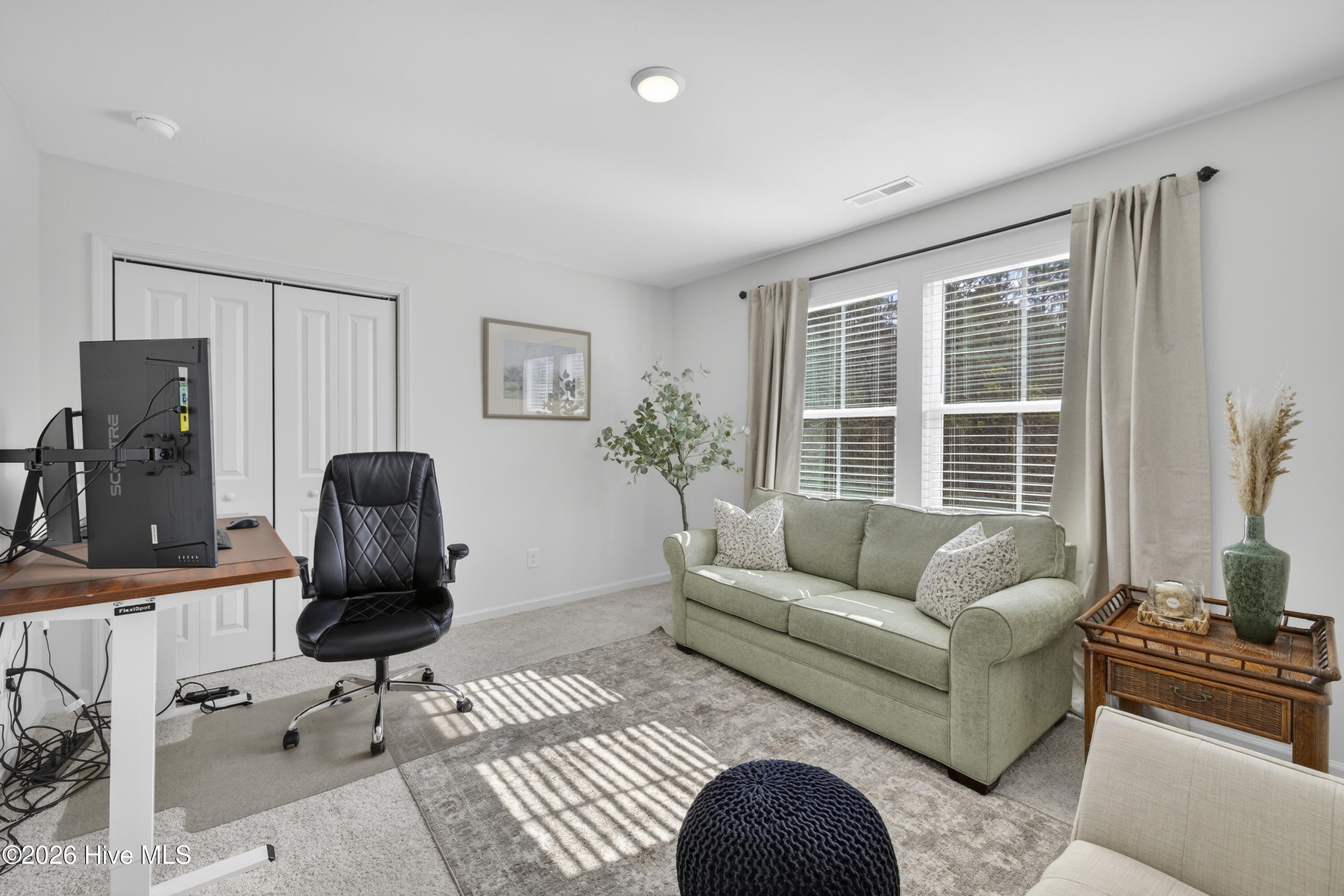 100554086 | Photo 21