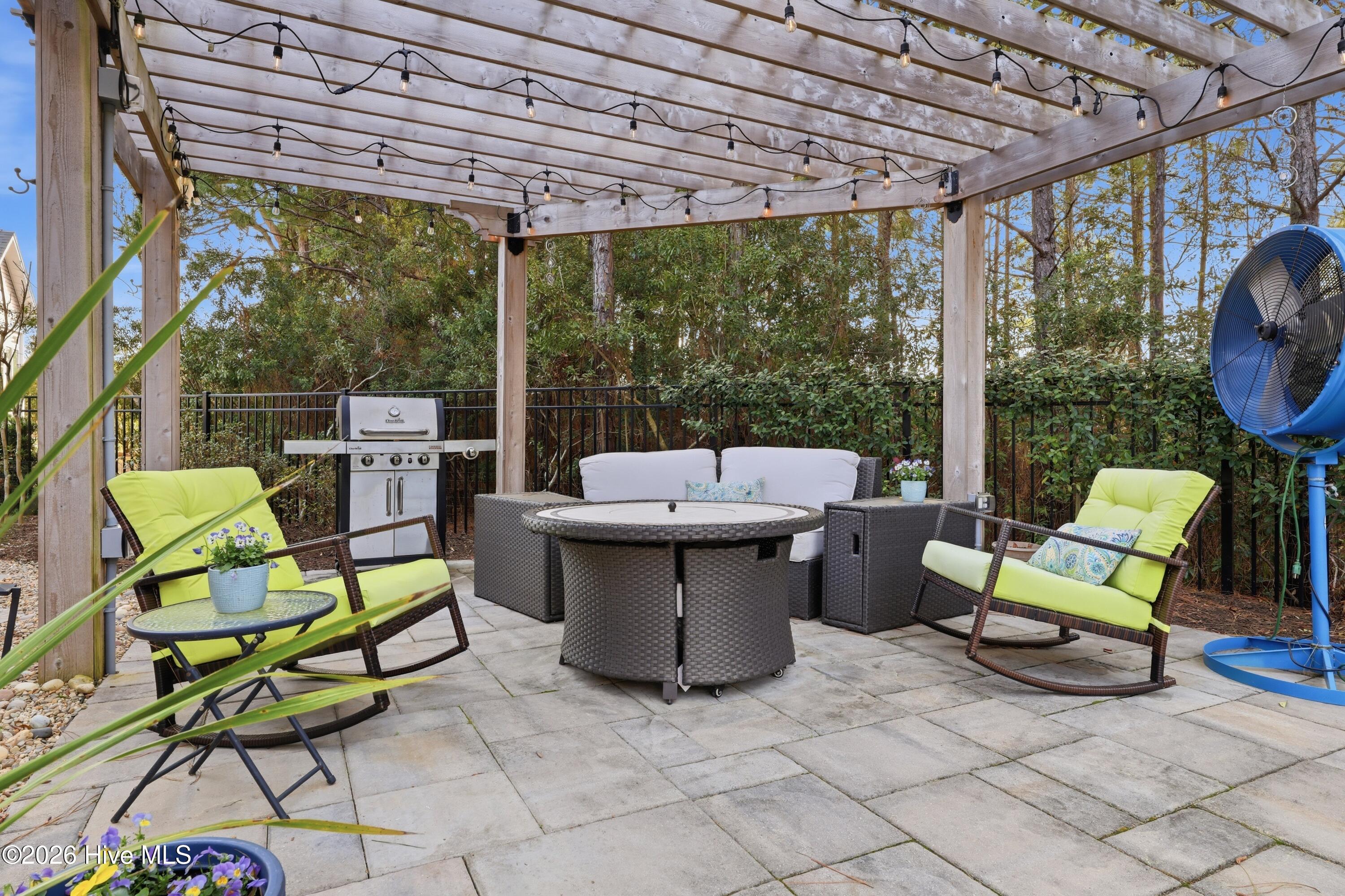 100560697 | Photo 23