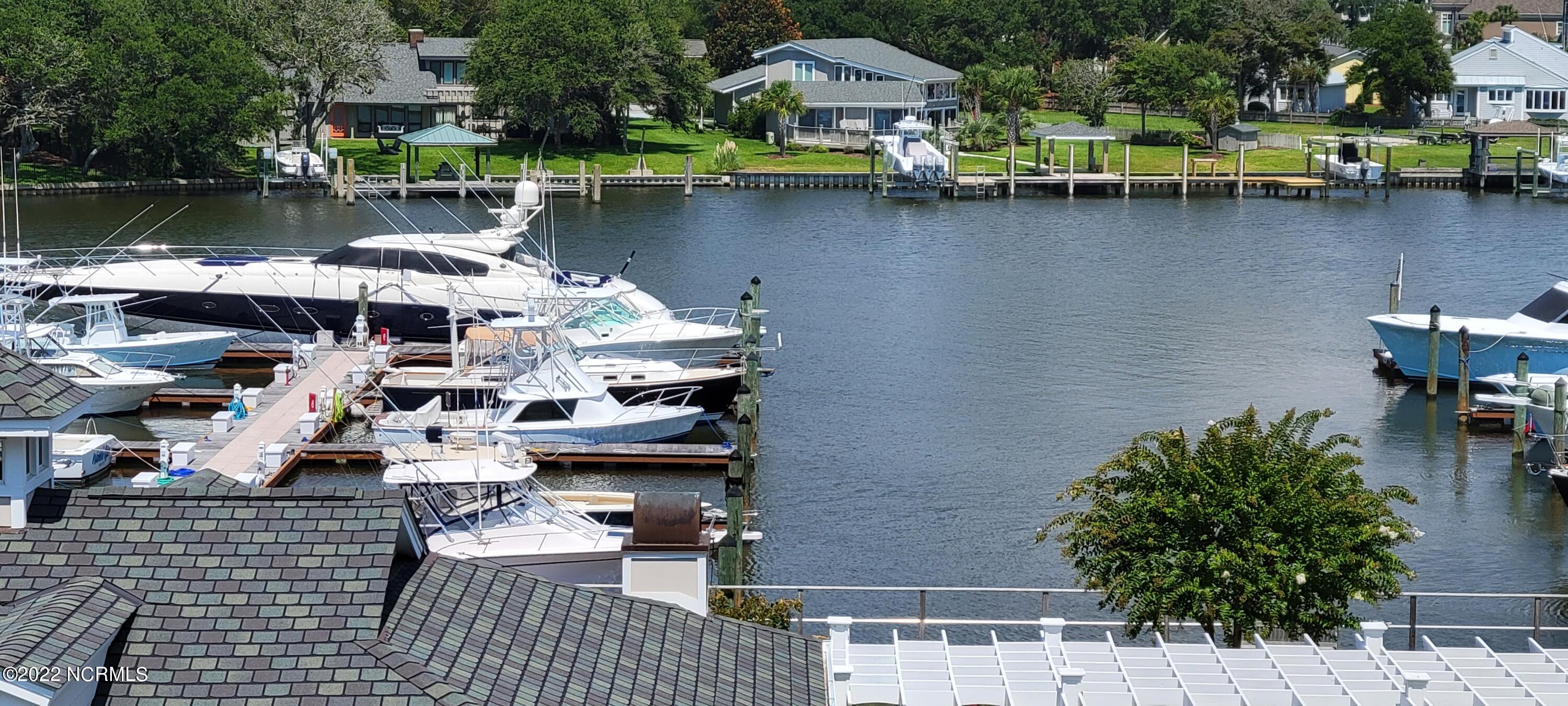 150 Lands End Road UNIT A33, Morehead City, NC, 28557