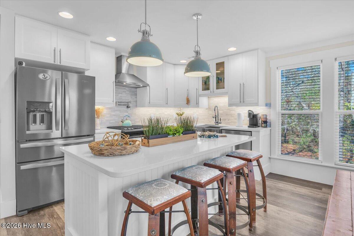 100550591 | Photo 16