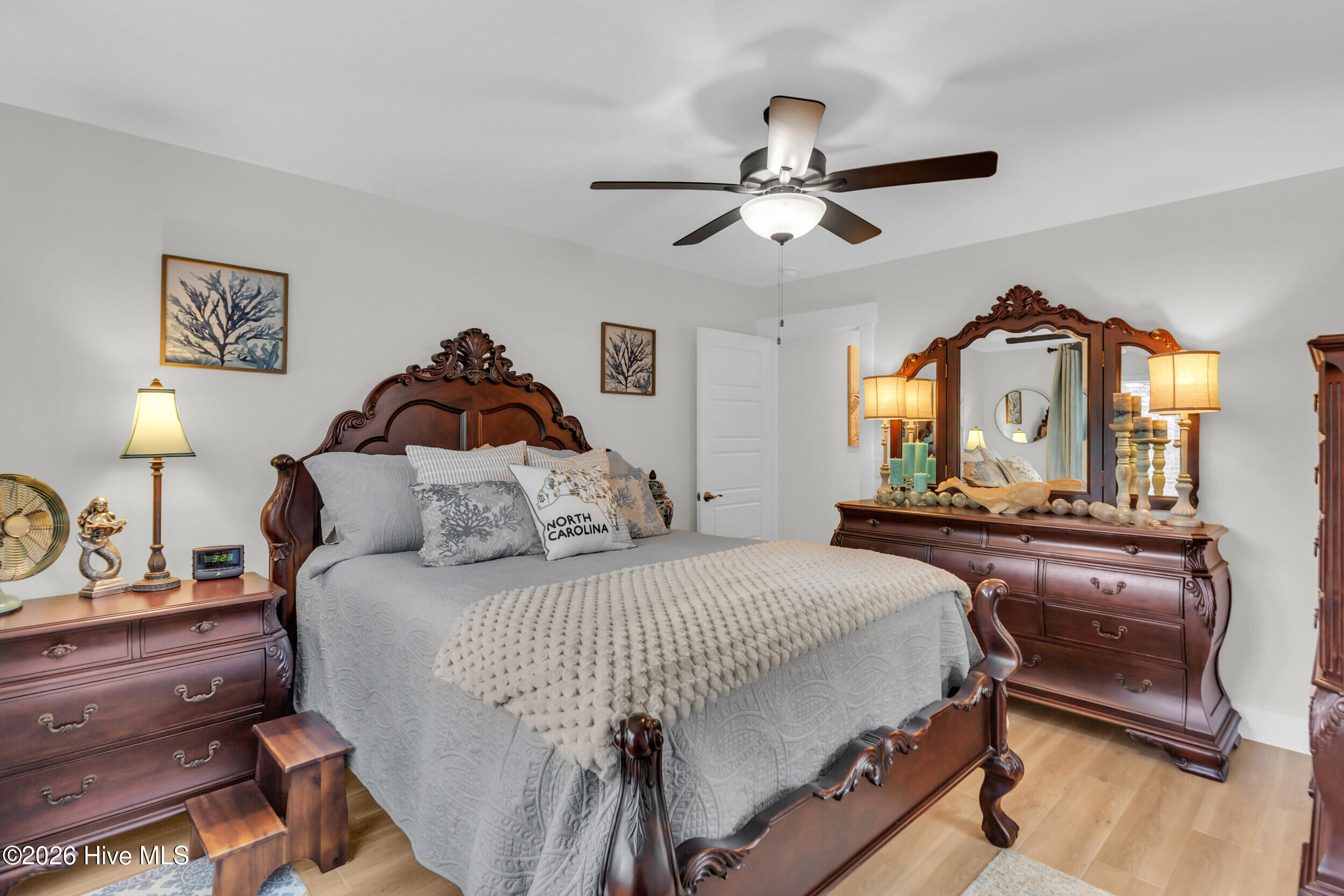 100549531 | Photo 24