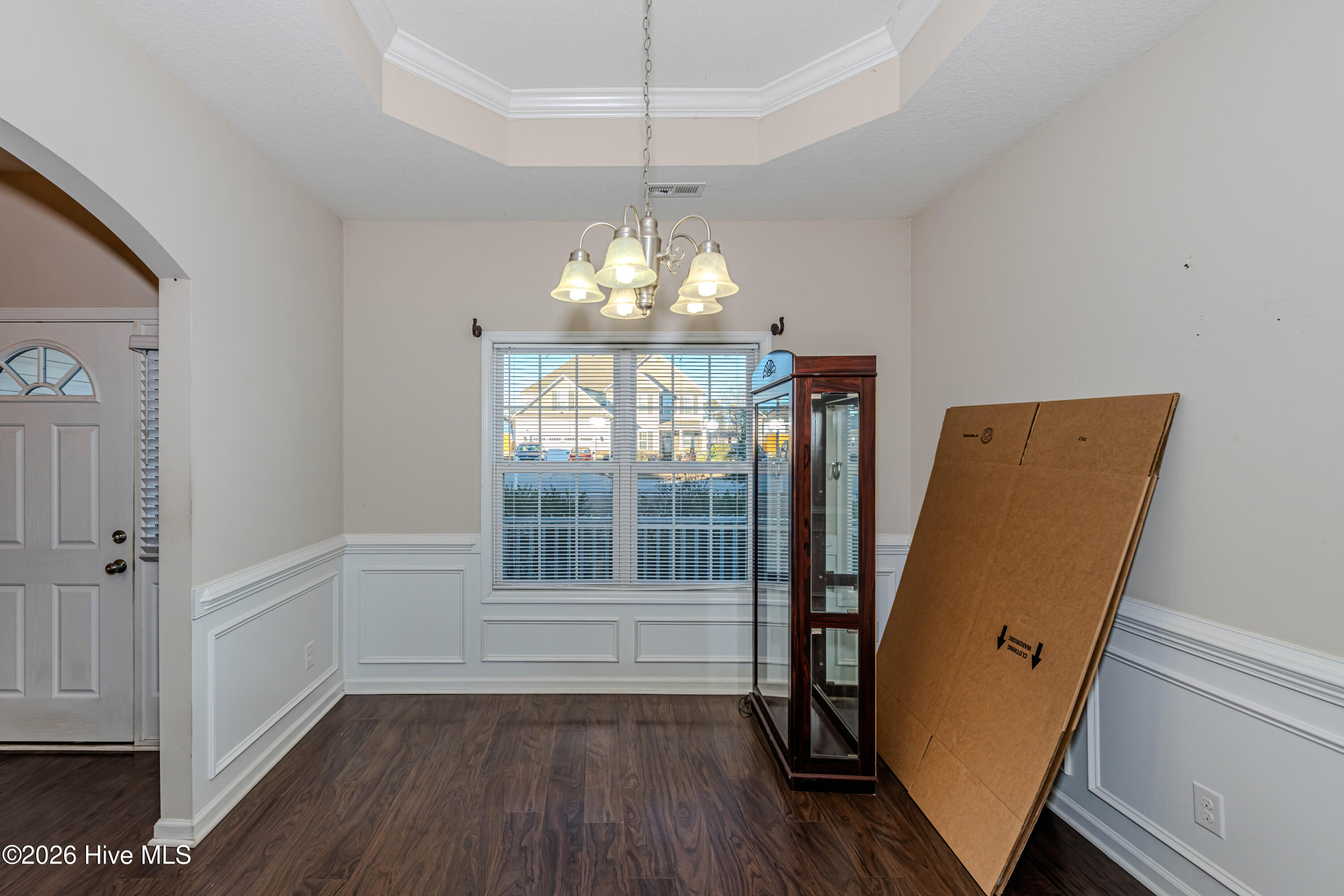 100549847 | Photo 40