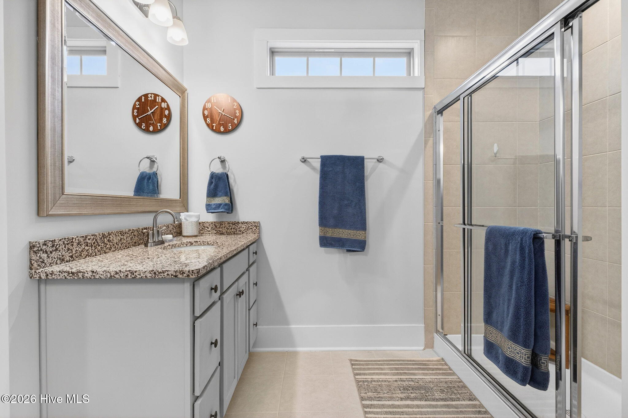 100553997 | Photo 30