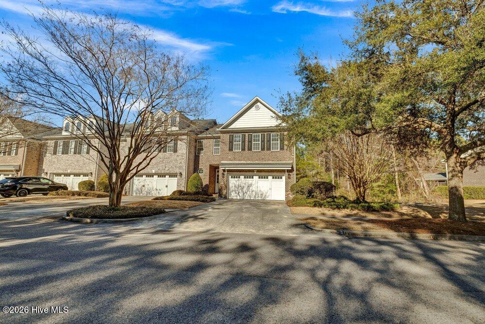 100552840 | Photo 37