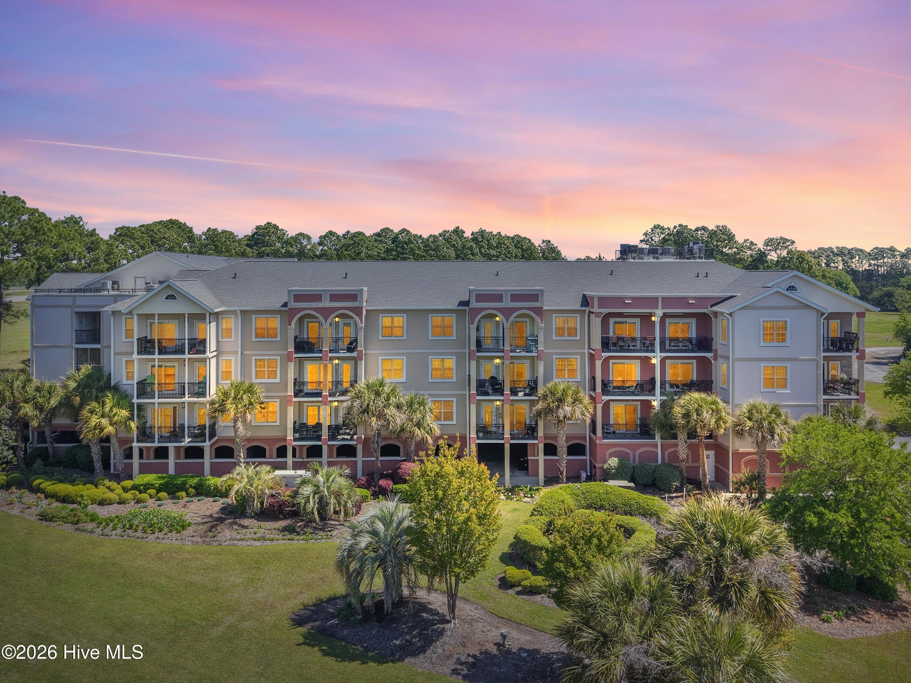 100567297 | Photo 45