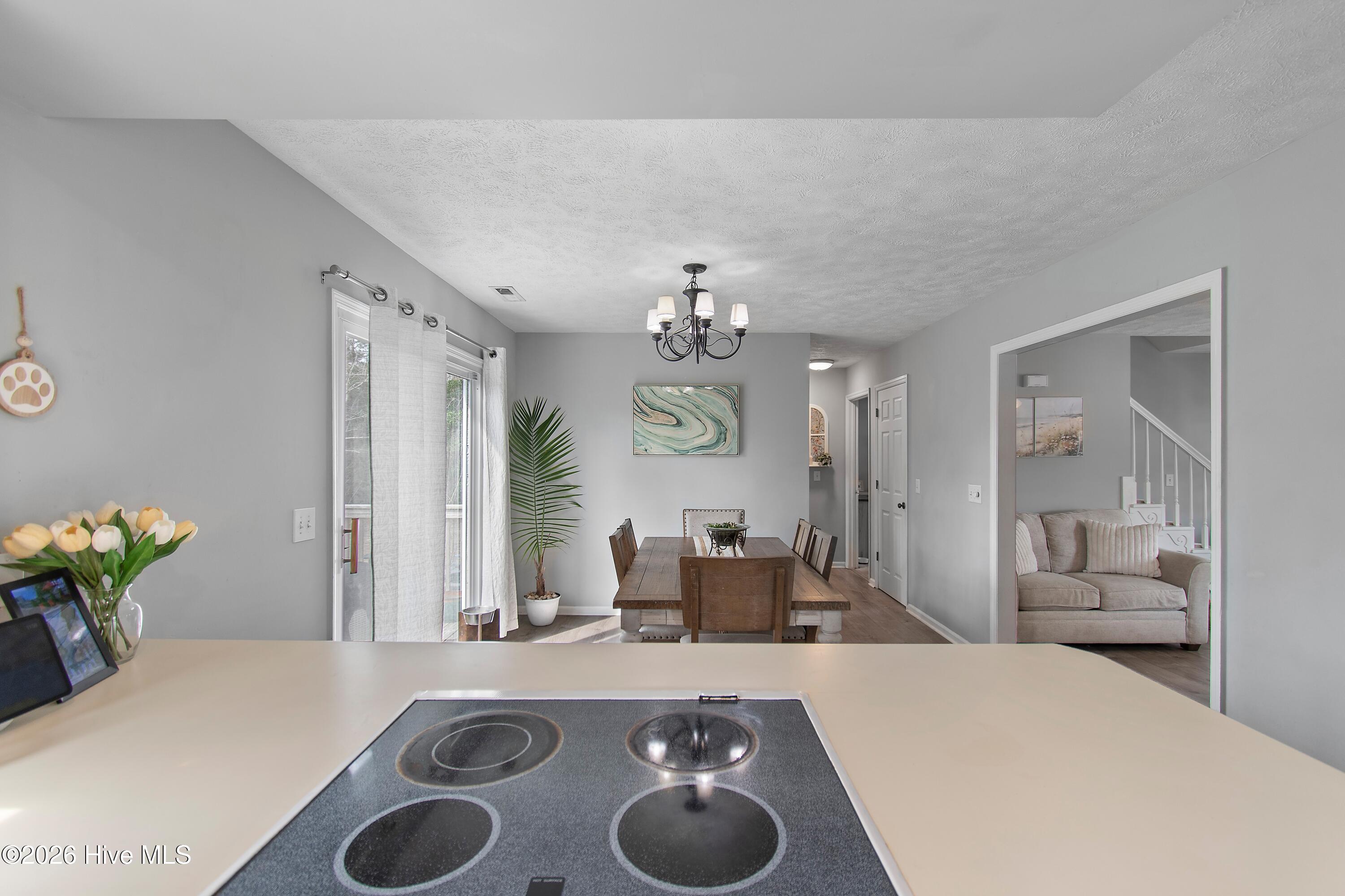 100557511 | Photo 11