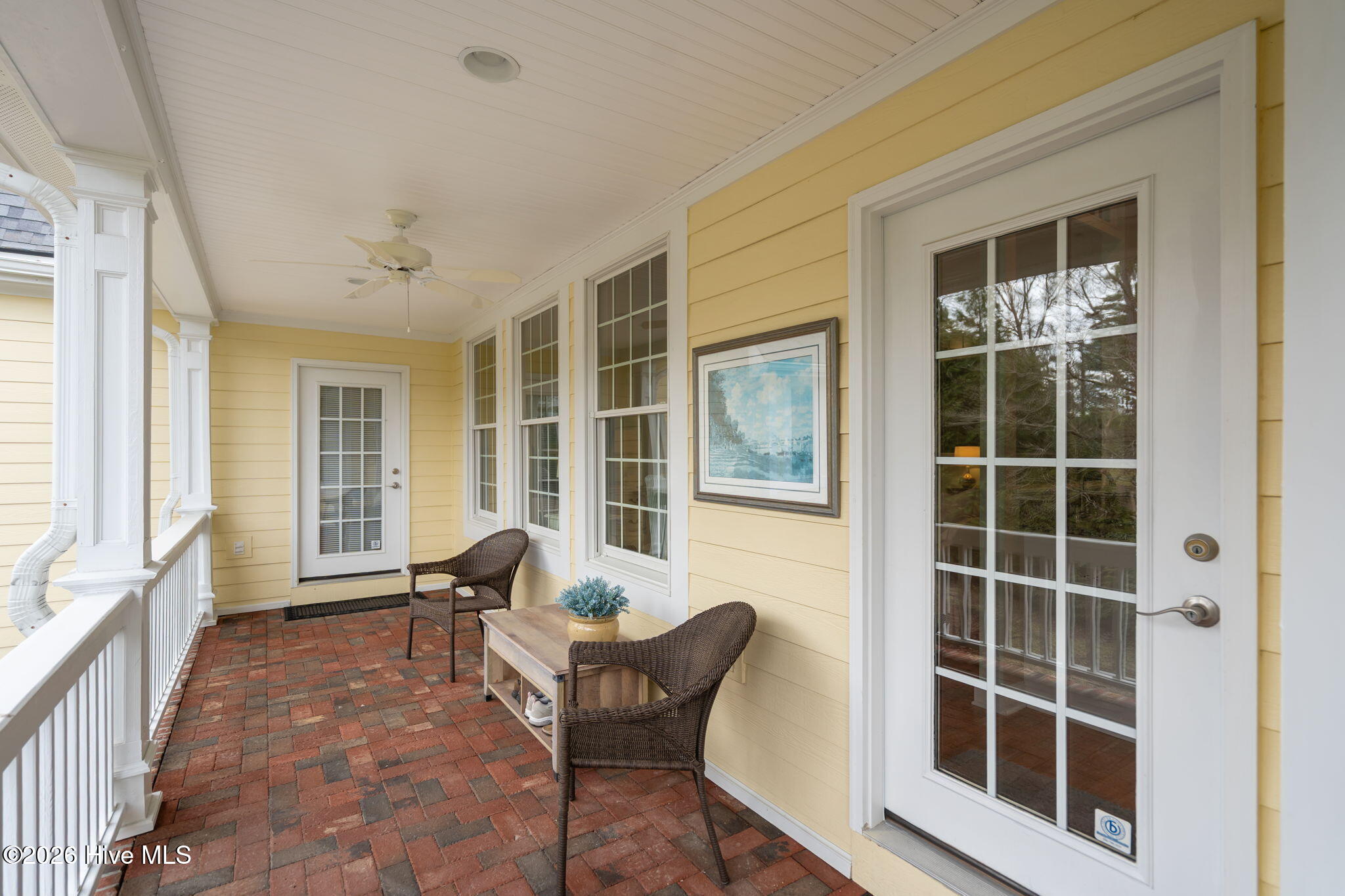 100560775 | Photo 39