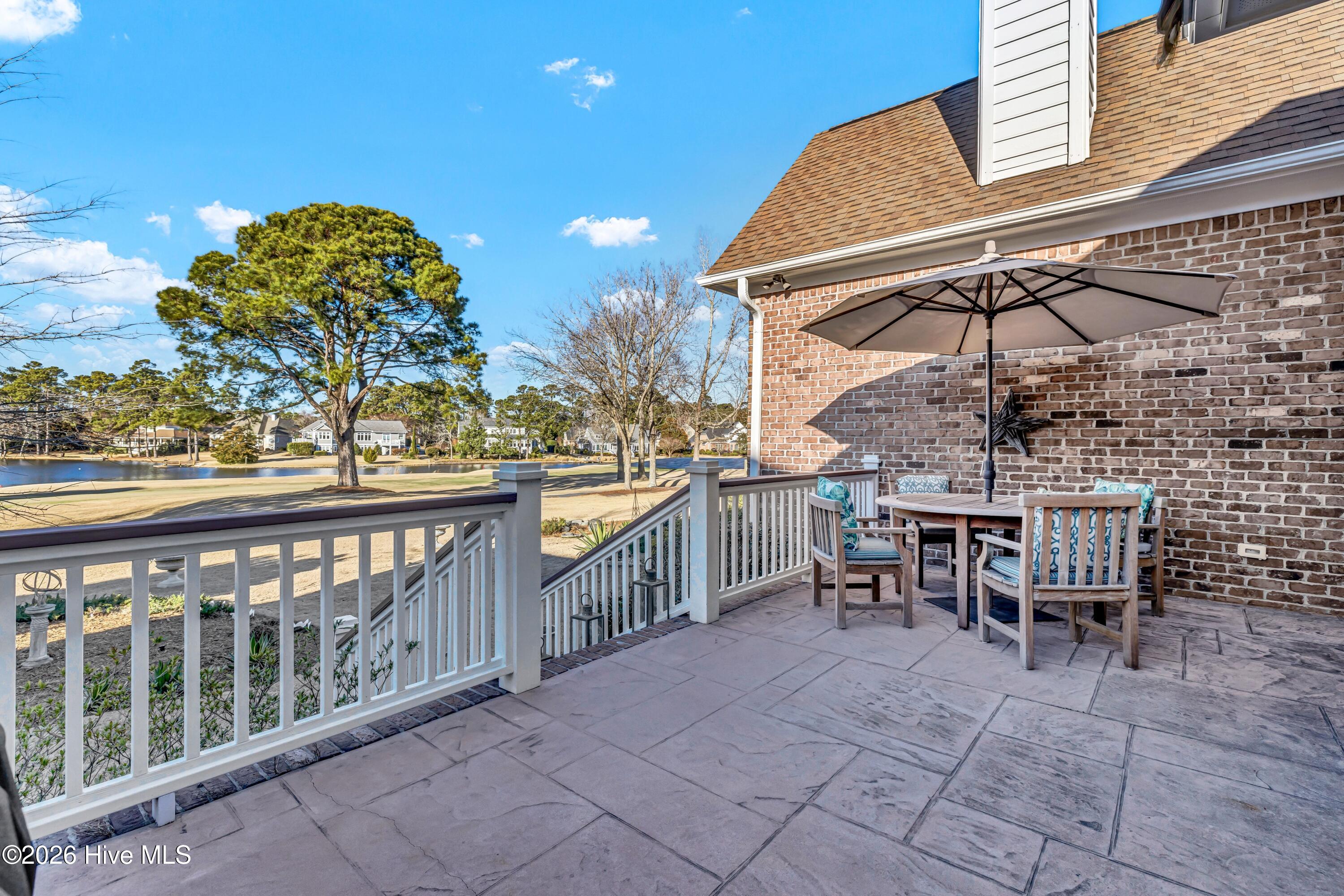 100554870 | Photo 35