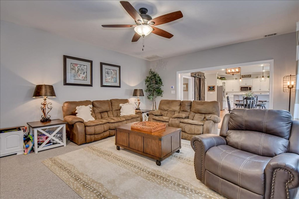 619 Surrey Lane, Evans, GA 30907 Listing Photo  17