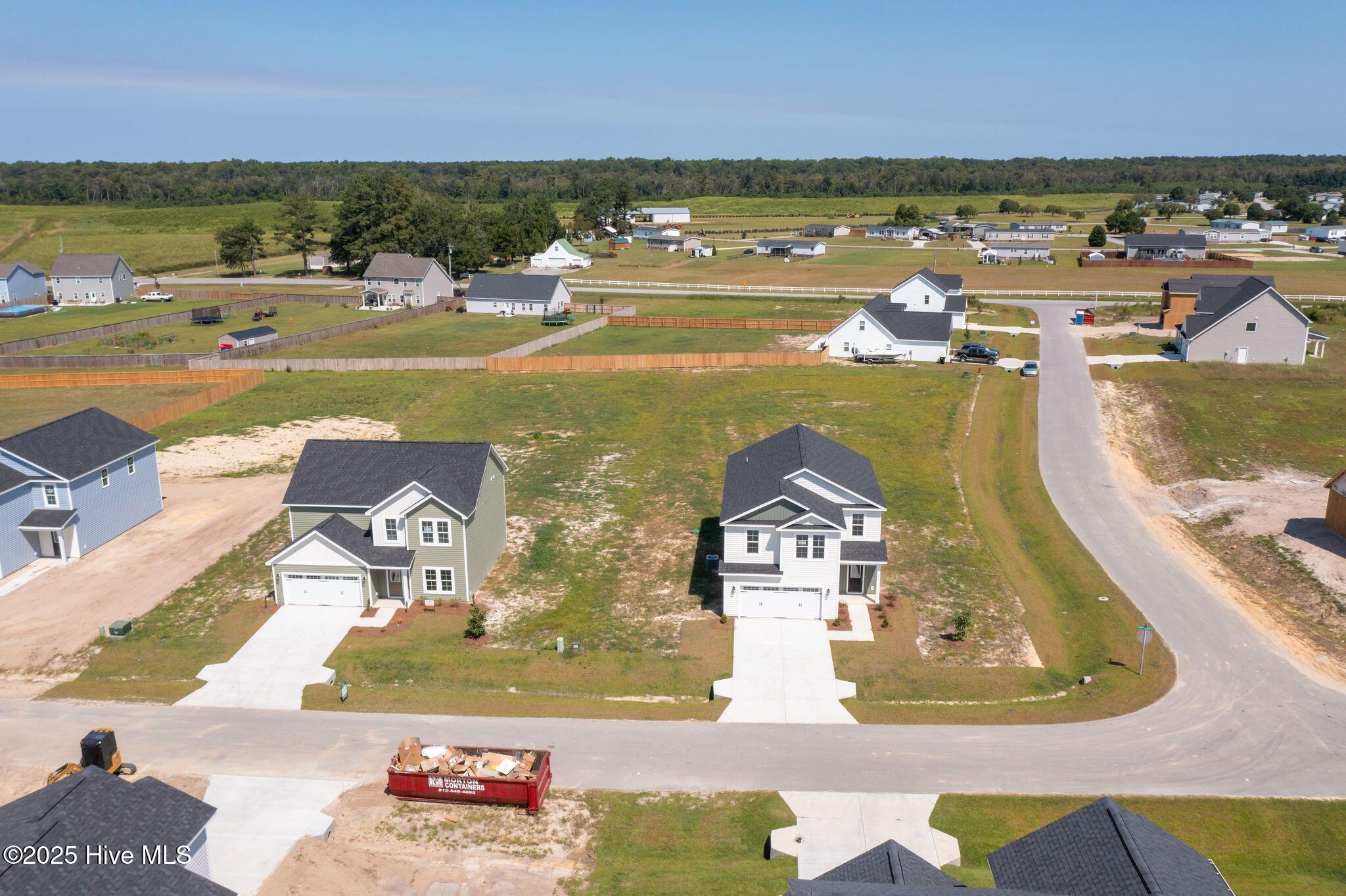 100496032 | Photo 47