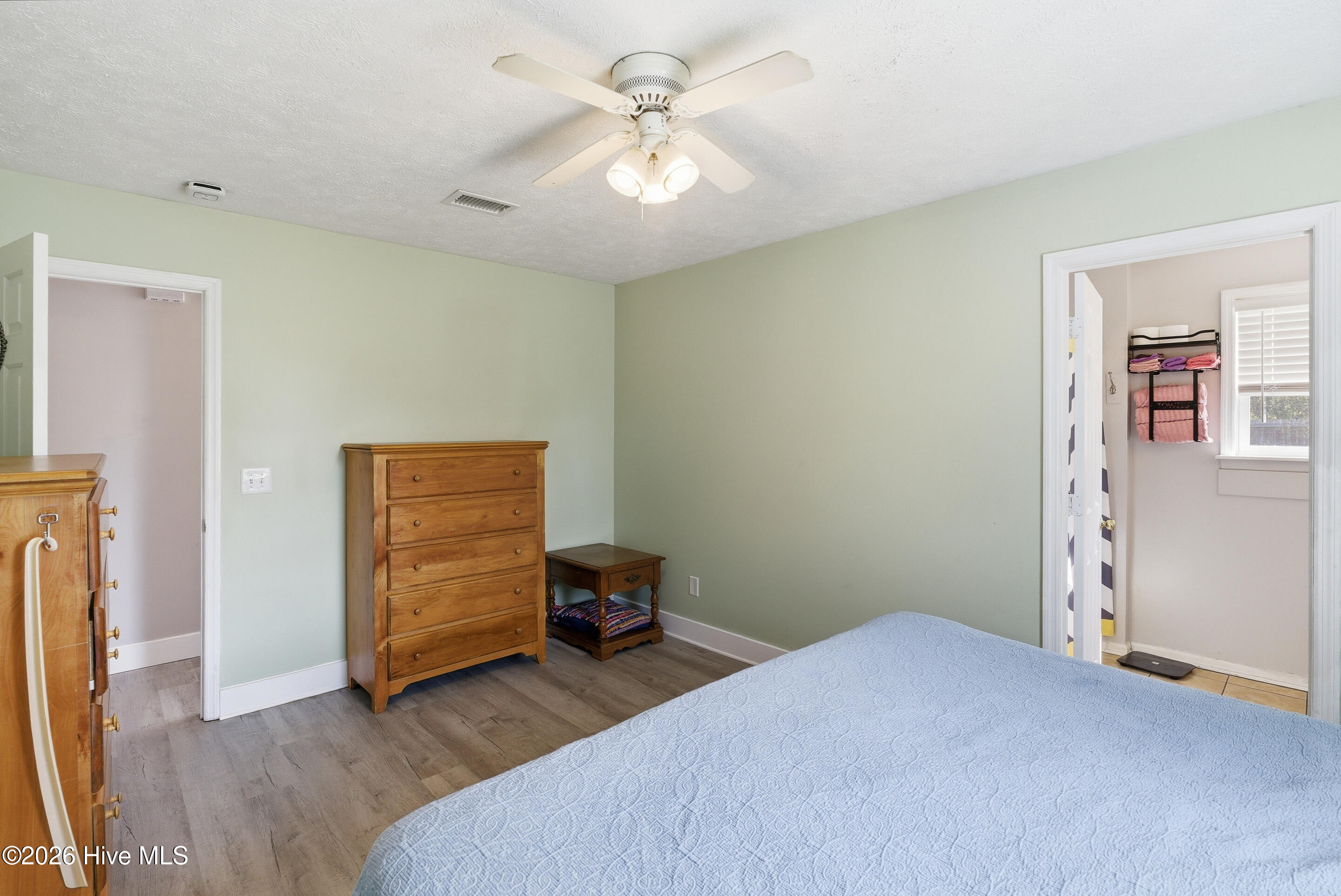 100563534 | Photo 17