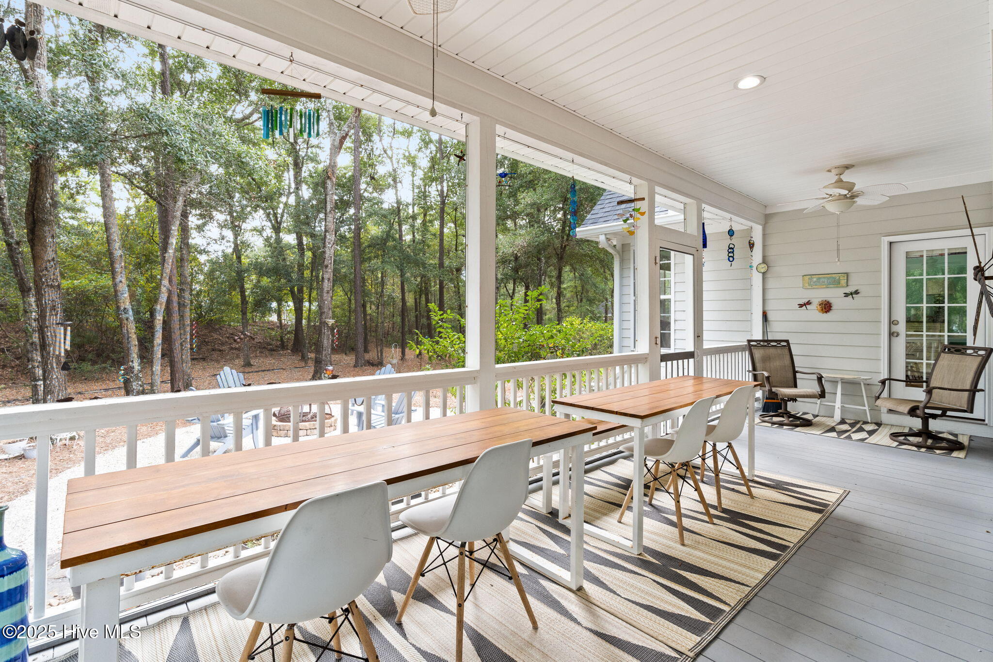 100535013 | Photo 39