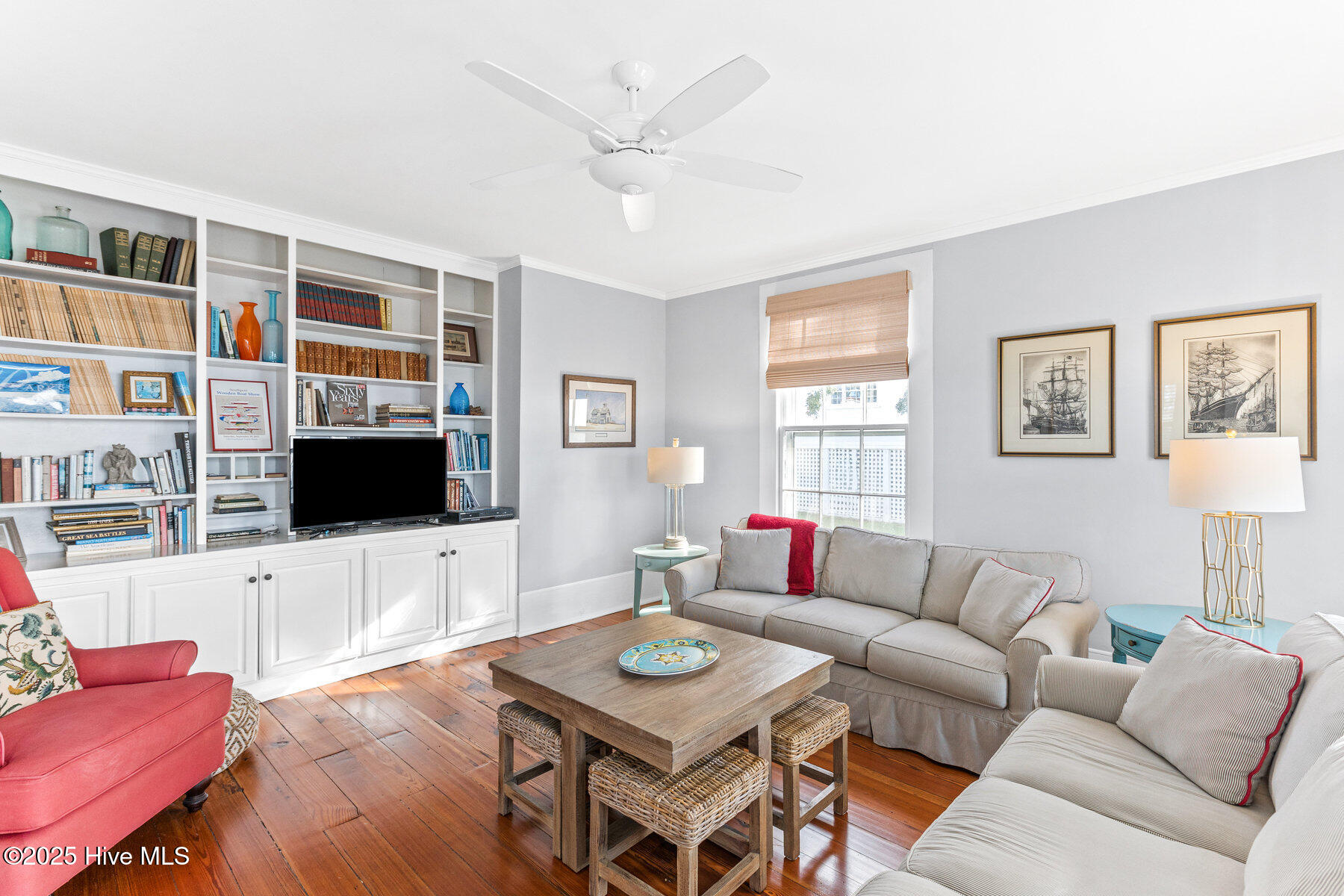 100561116 | Photo 14