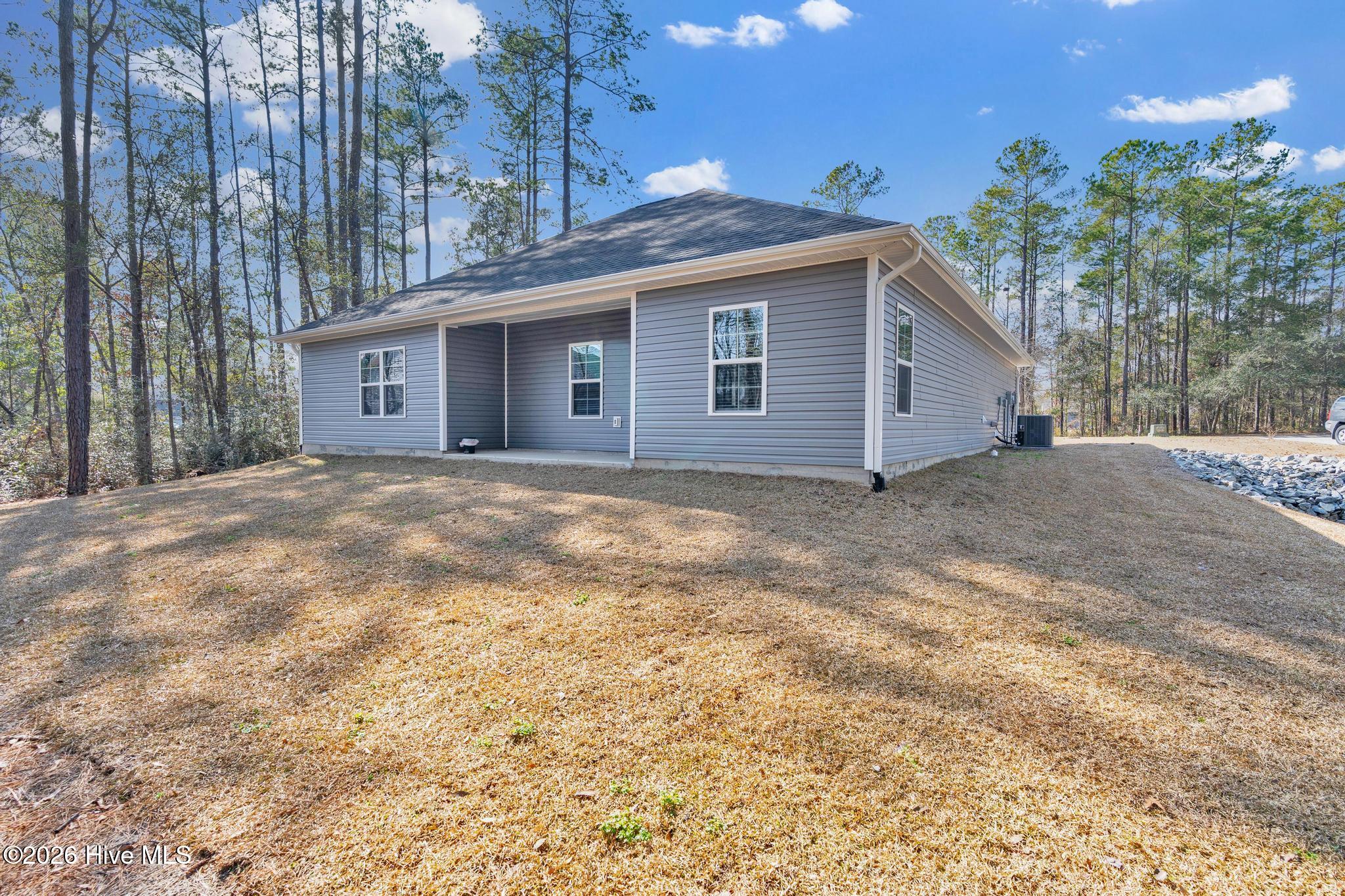 100553643 | Photo 29