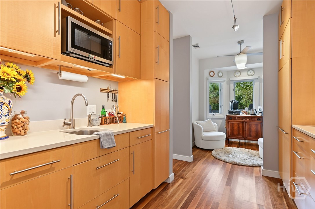 2nd sink in kitchen