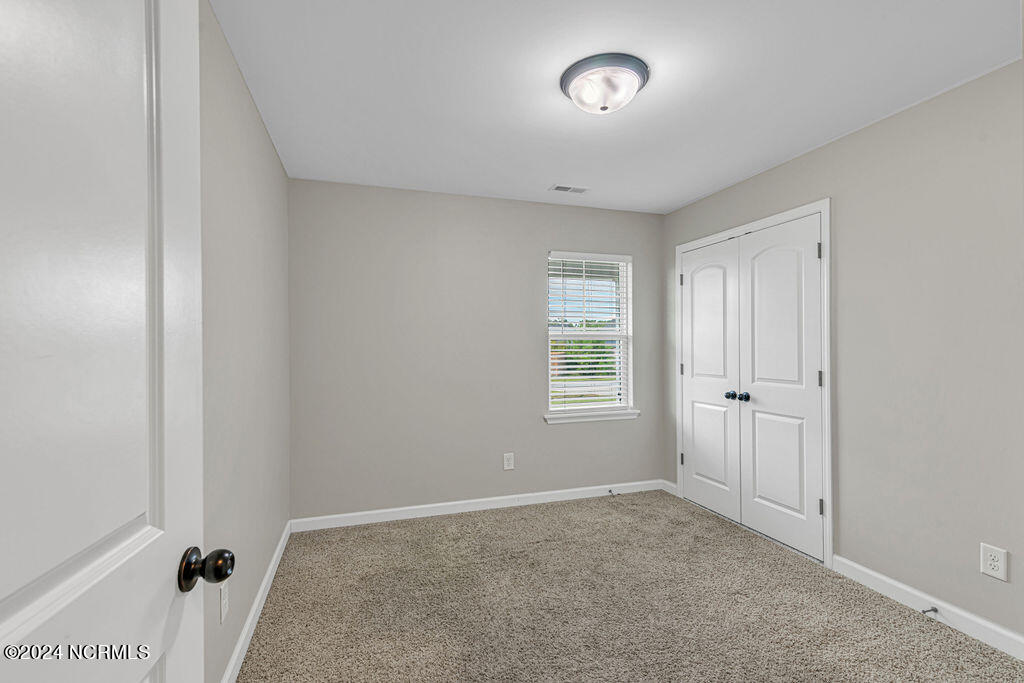 100562352 | Photo 14