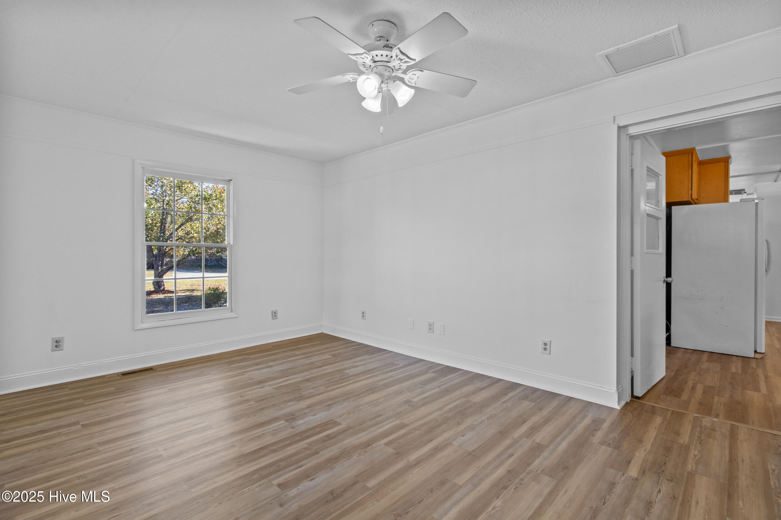 100541080 | Photo 22