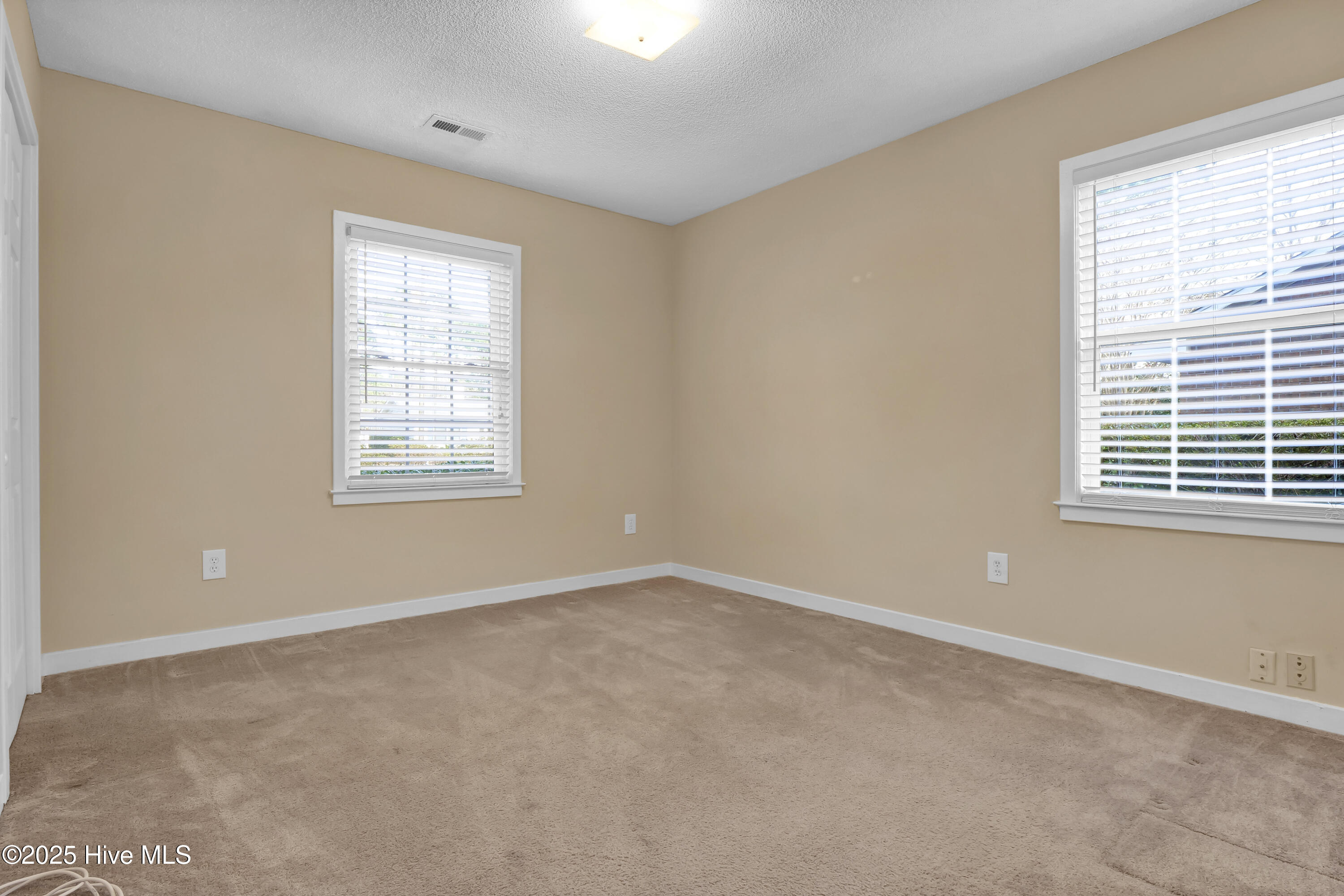 100545565 | Photo 17