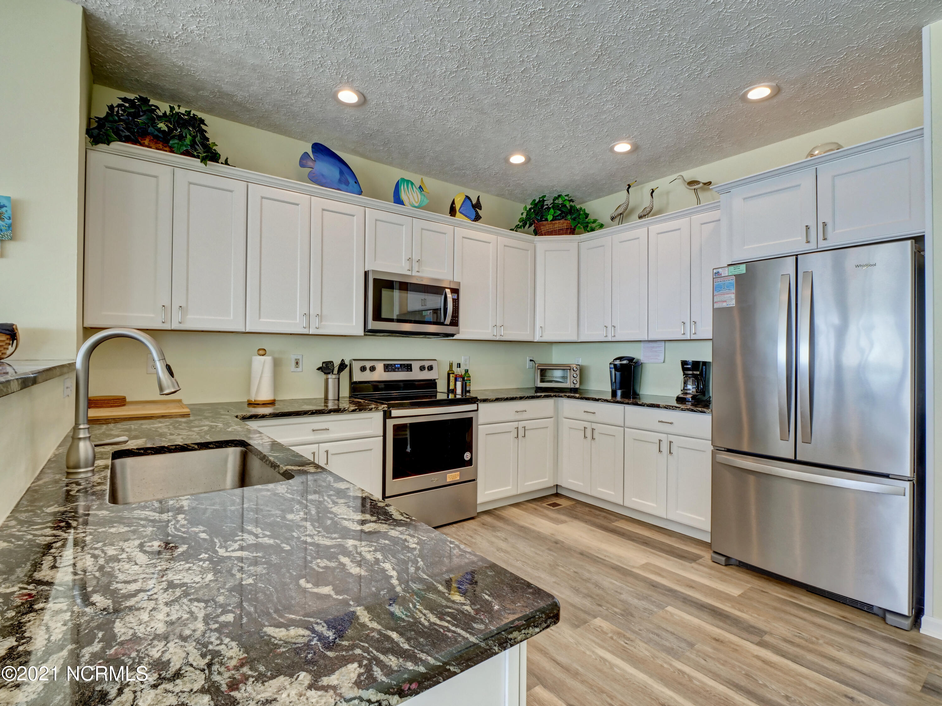 006_p5333194_195_196_197_198_199_200