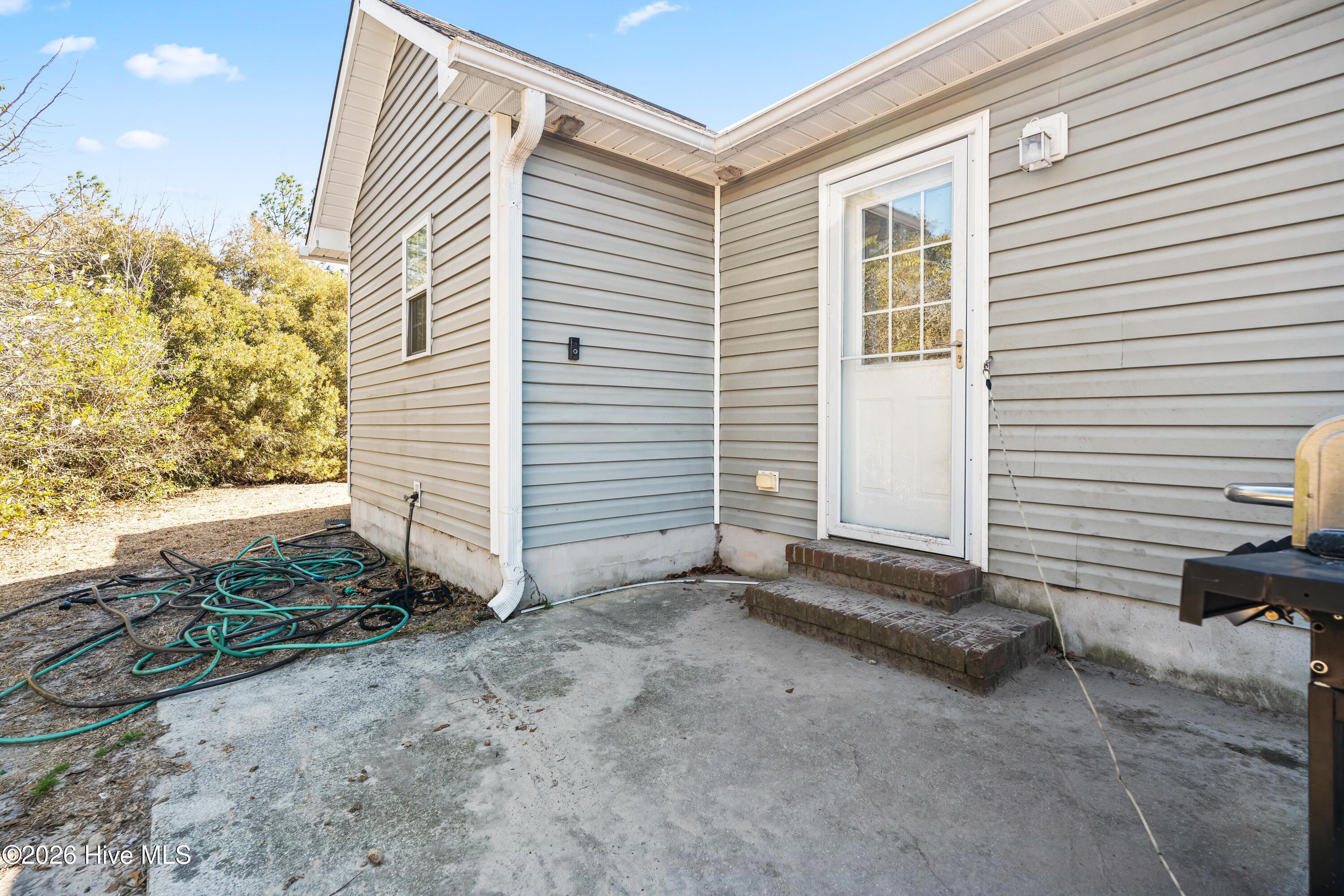 100558197 | Photo 18